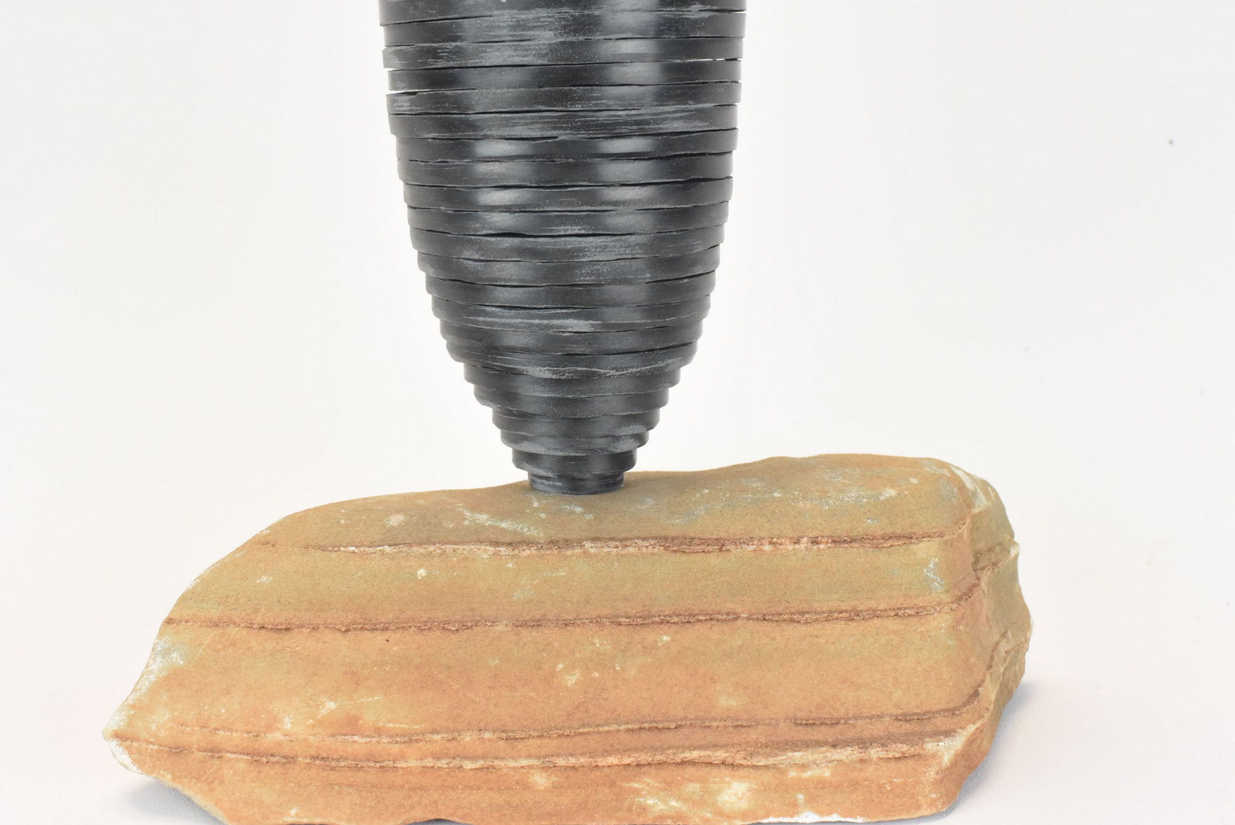 Marc Mugnier, Ovoïde étirée, sculpture - Artalistic online contemporary art buying and selling gallery