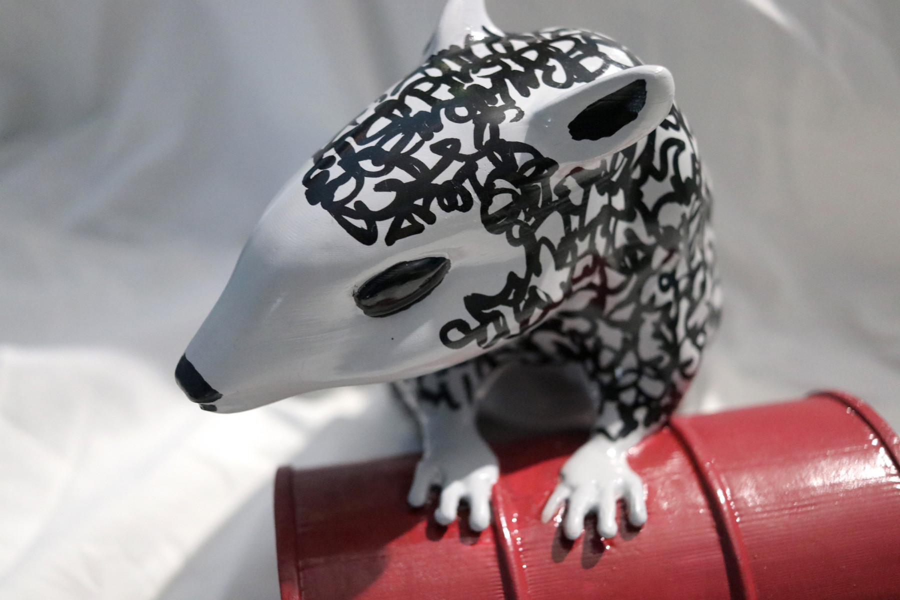 Stoz, The tossic rat, sculpture - Artalistic online contemporary art buying and selling gallery