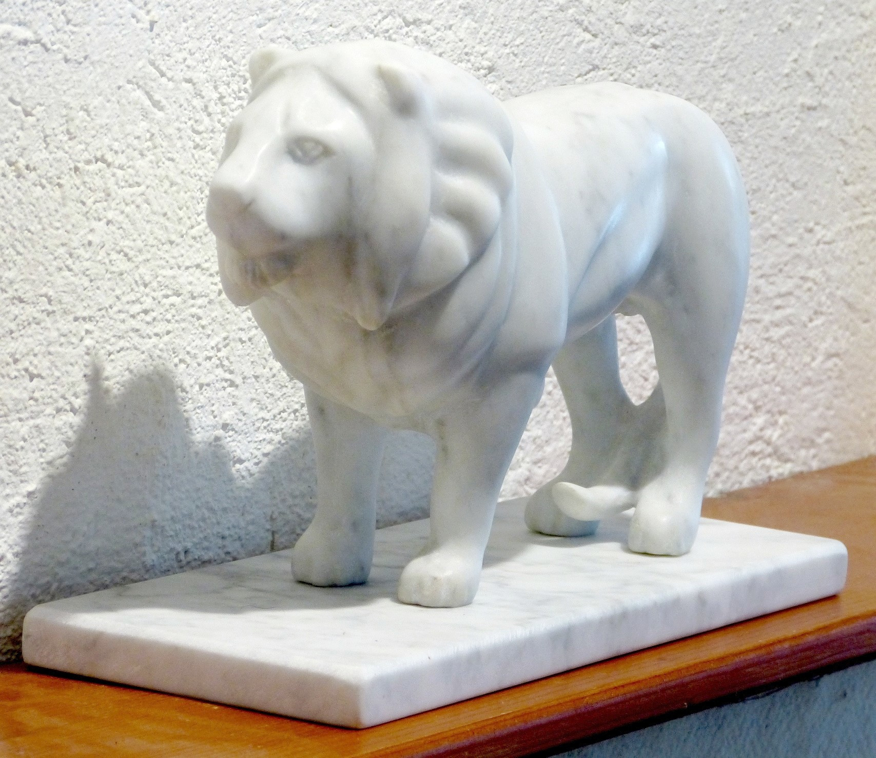 Jean-Michel Garino, Lion, Sculpture - Artalistic online contemporary art buying and selling gallery