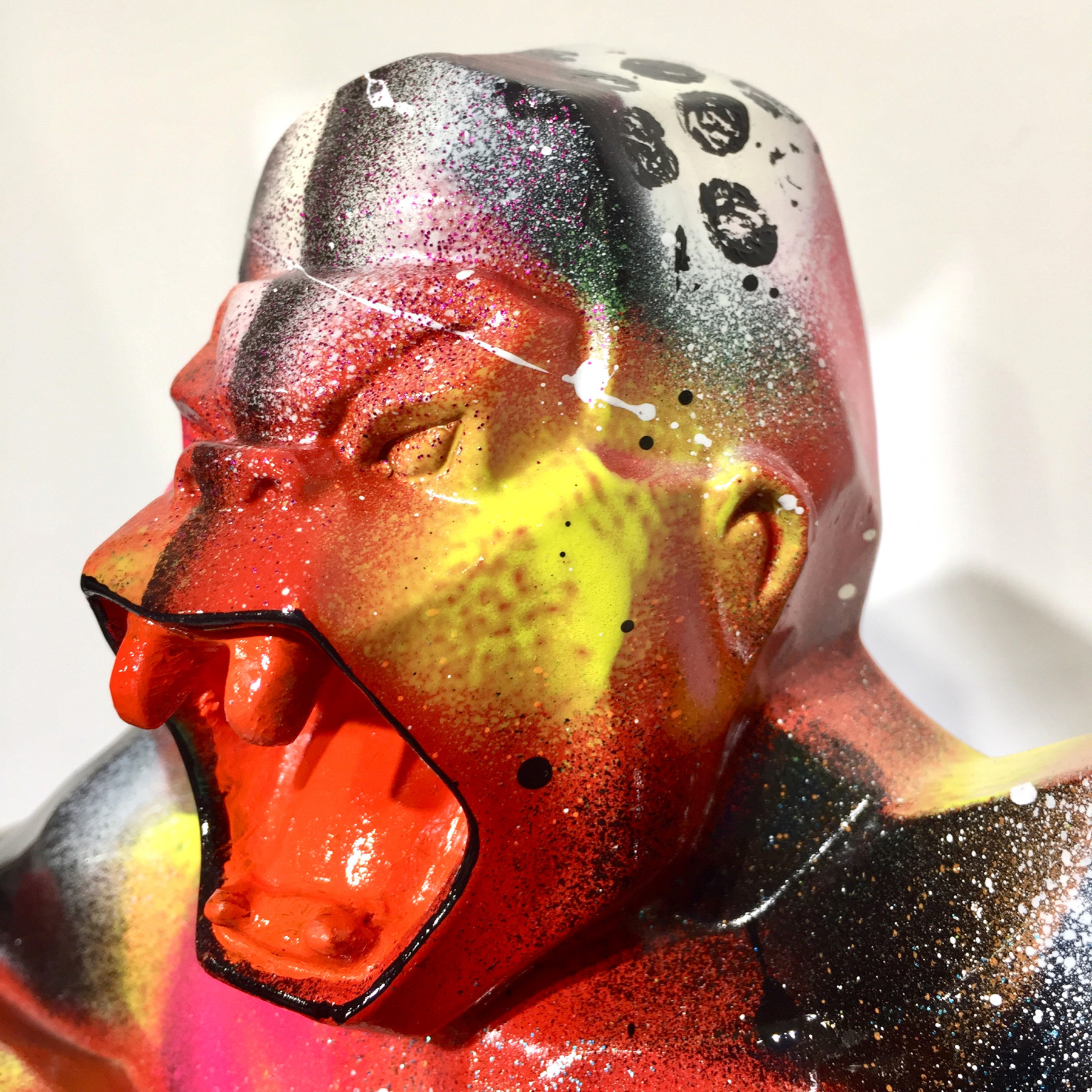 Patrick Cornée, King Kong, sculpture - Artalistic online contemporary art buying and selling gallery
