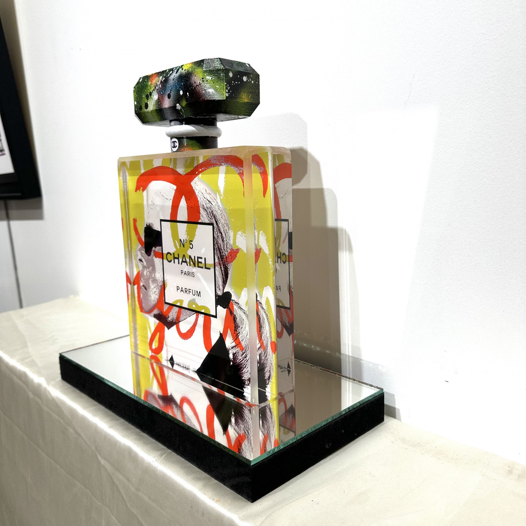 Patrick Cornée, Luxury Chanel n°5, sculpture - Artalistic online contemporary art buying and selling gallery