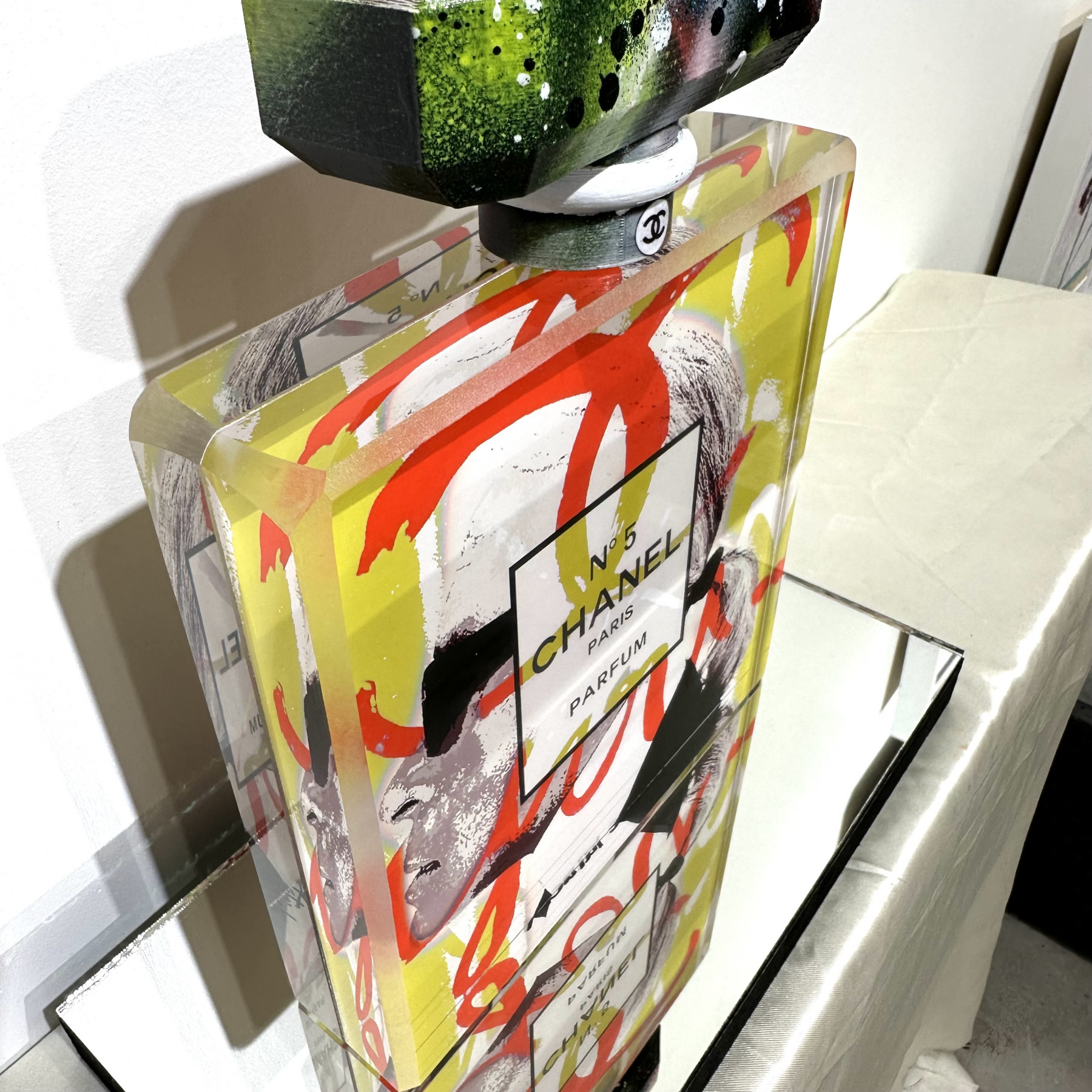 Patrick Cornée, Luxury Chanel n°5, sculpture - Artalistic online contemporary art buying and selling gallery