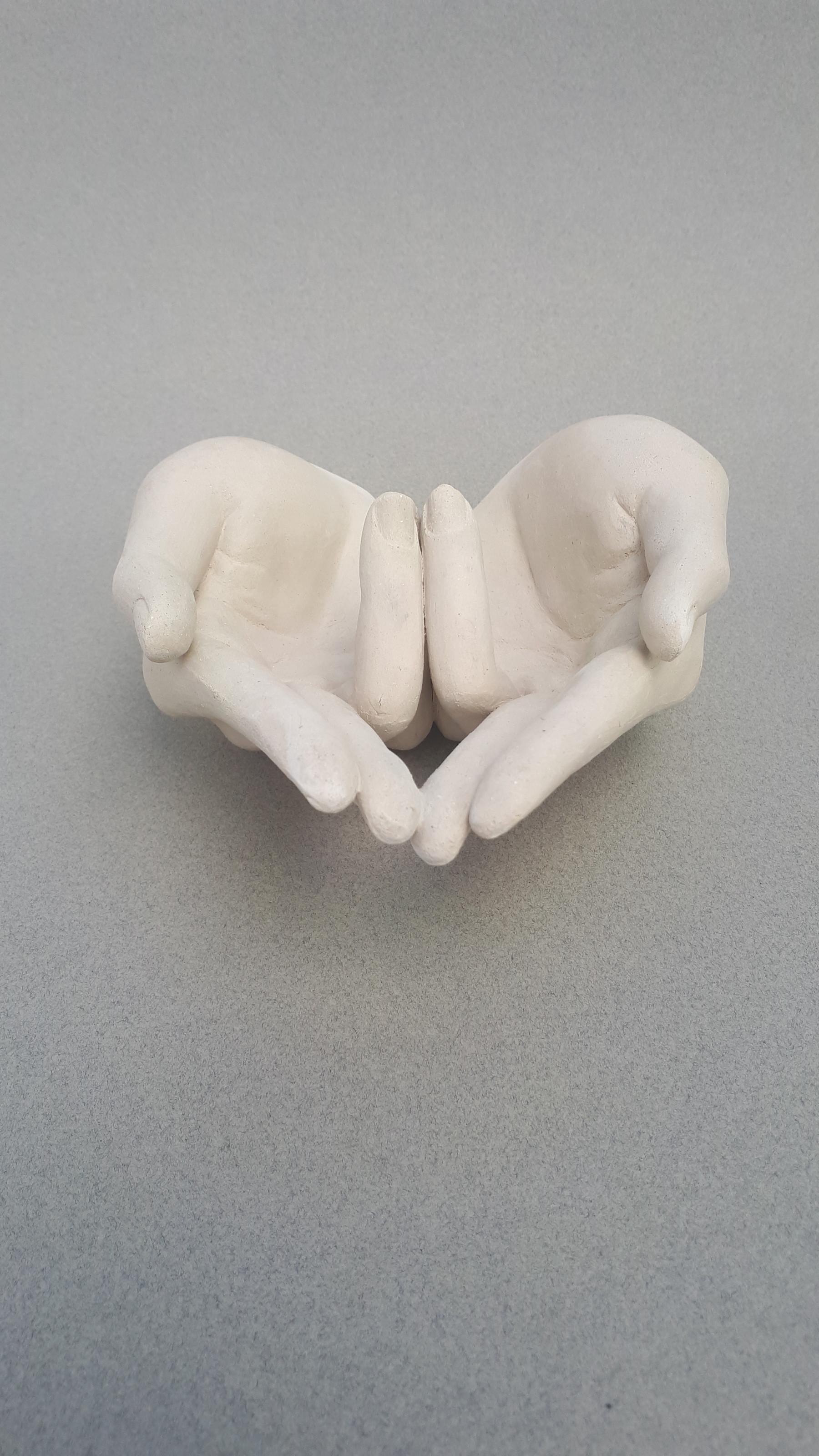Louise de Gastines, Mains Mudra, sculpture - Artalistic online contemporary art buying and selling gallery