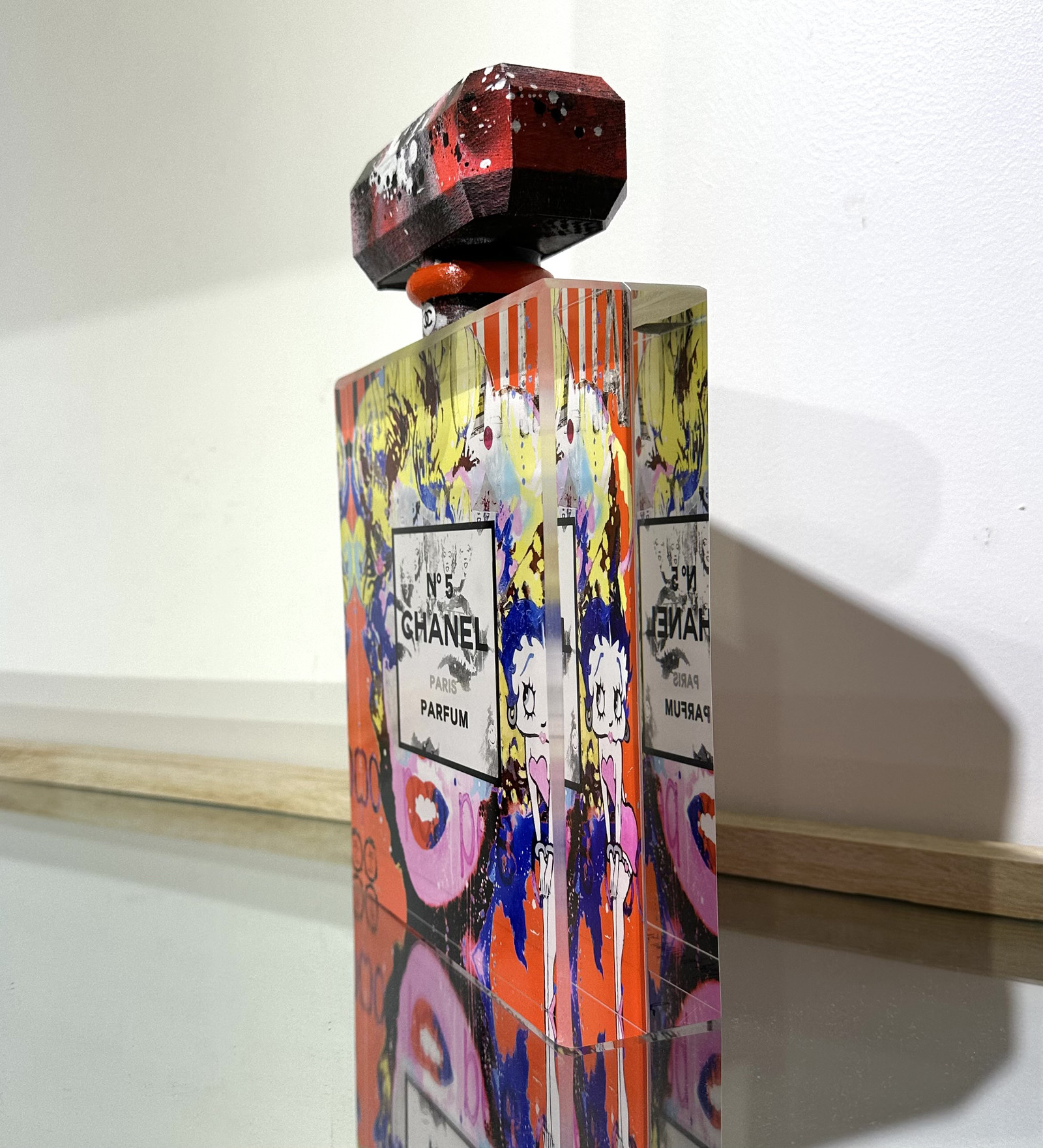 Patrick Cornée, Flacon Chanel N°5, sculpture - Artalistic online contemporary art buying and selling gallery