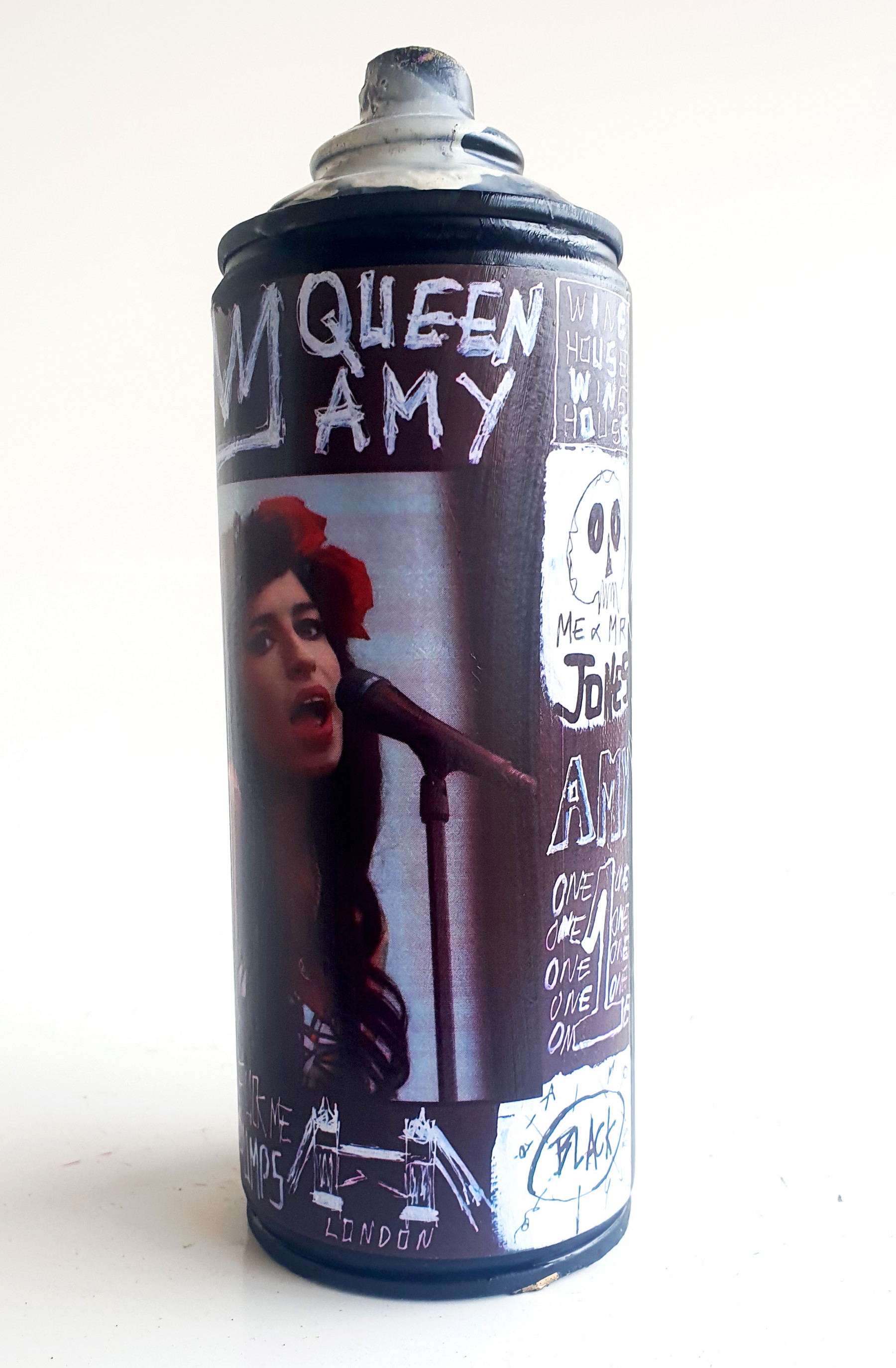 Spaco, Bombe Amy Winehouse, sculpture - Artalistic online contemporary art buying and selling gallery