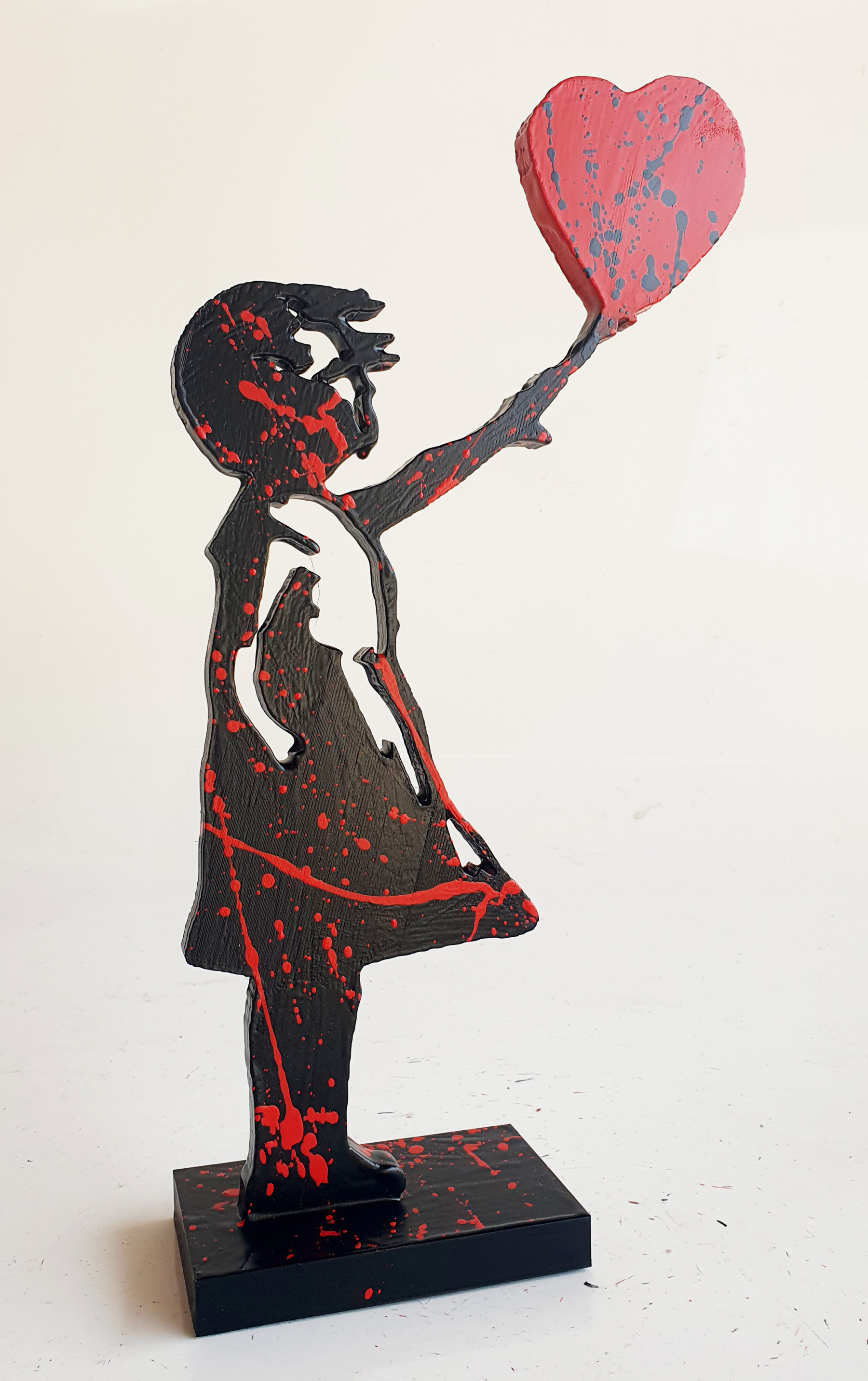 Spaco, Fille Banksy, sculpture - Artalistic online contemporary art buying and selling gallery