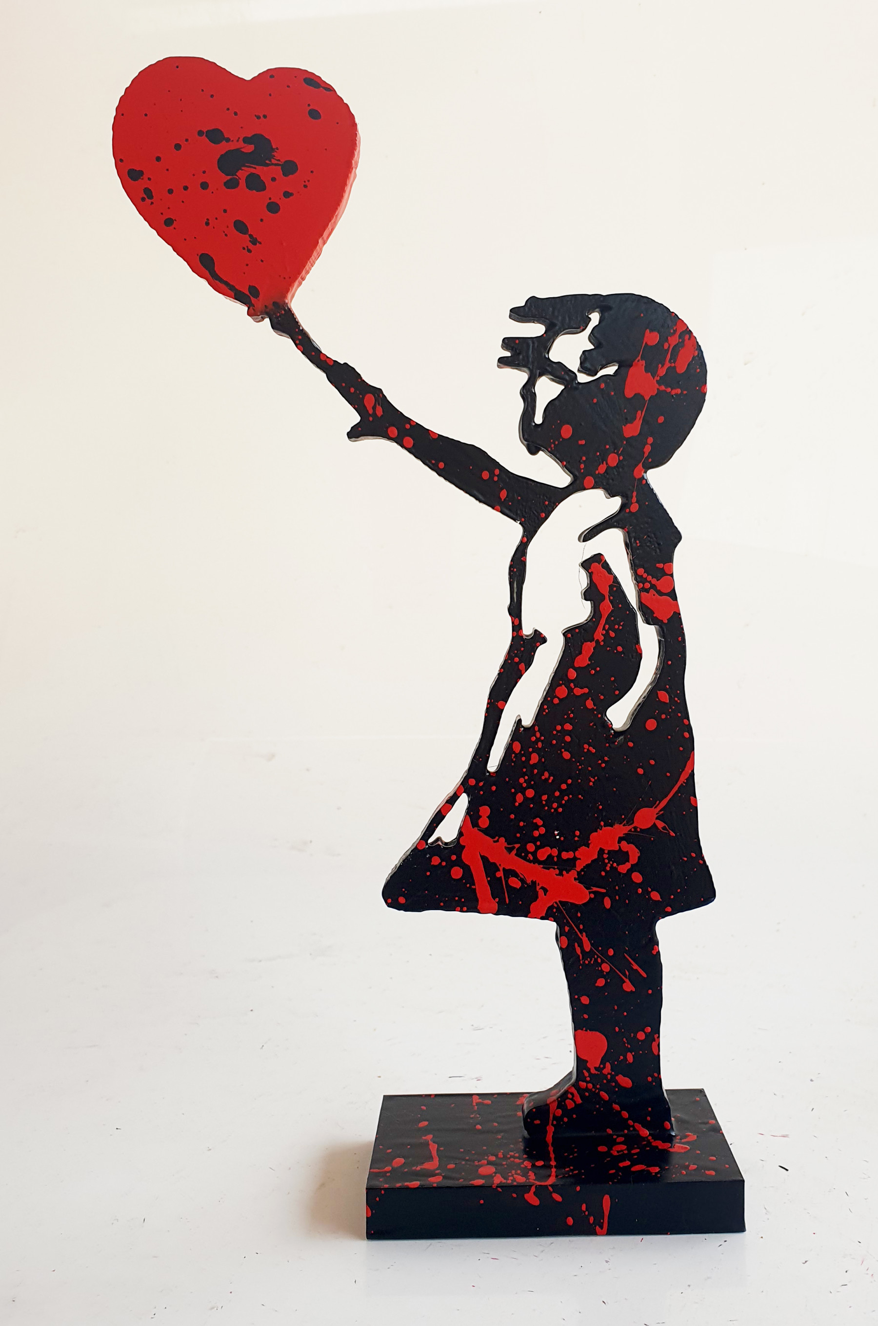Spaco, Fille Banksy, sculpture - Artalistic online contemporary art buying and selling gallery