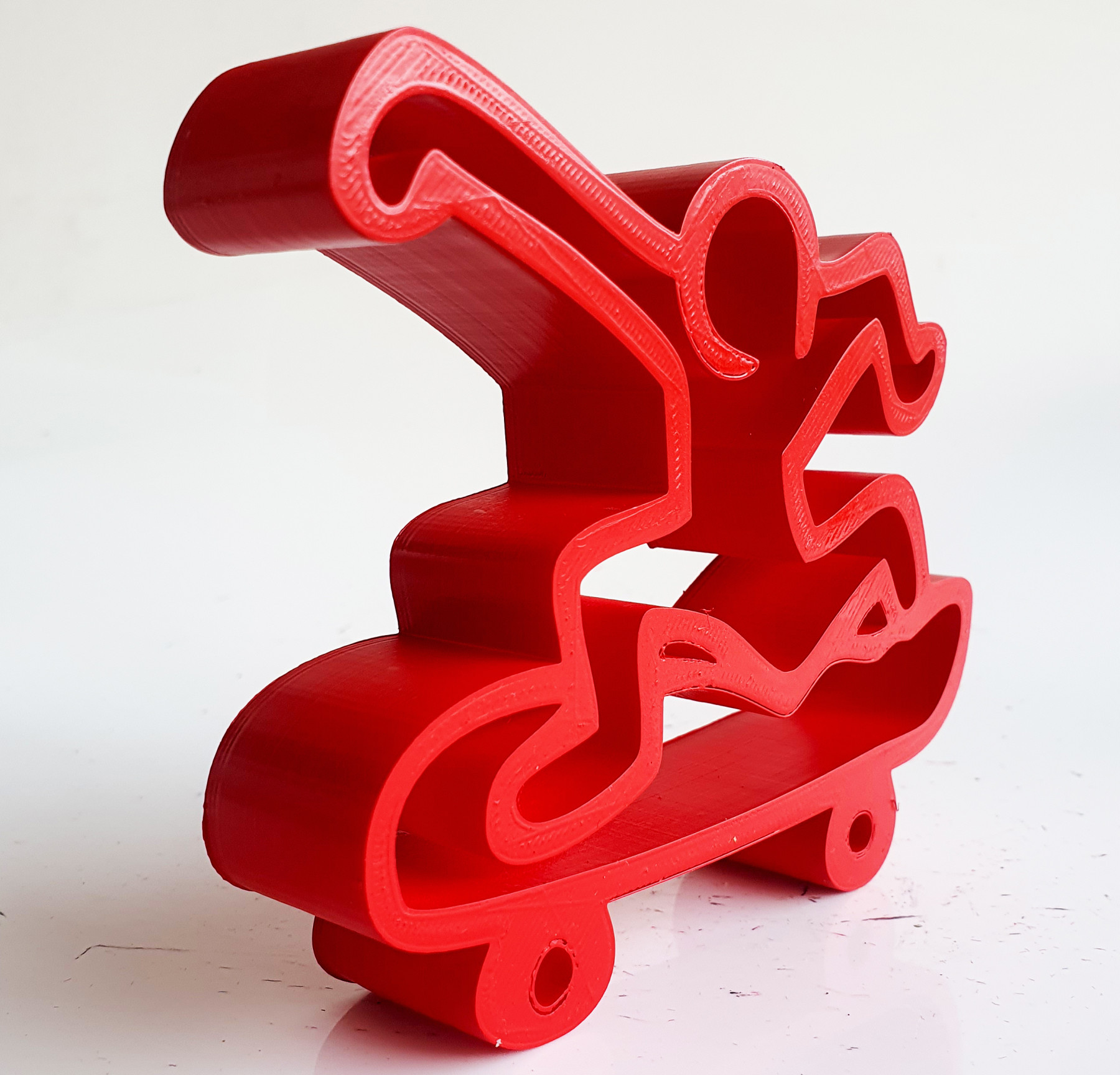 Spyddy, Mini skater Haring, sculpture - Artalistic online contemporary art buying and selling gallery