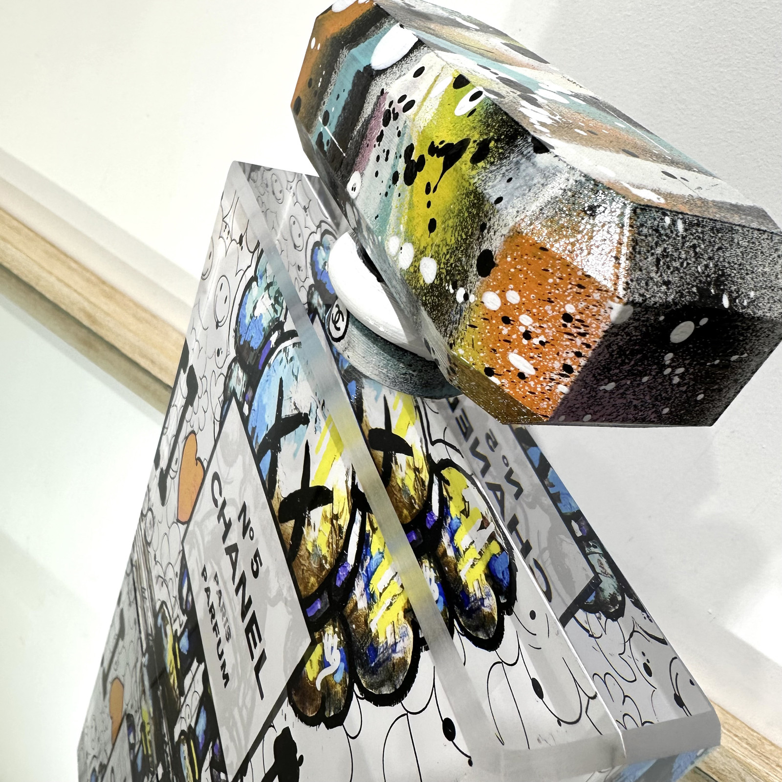 Patrick Cornée, Chanel n°5, sculpture - Artalistic online contemporary art buying and selling gallery