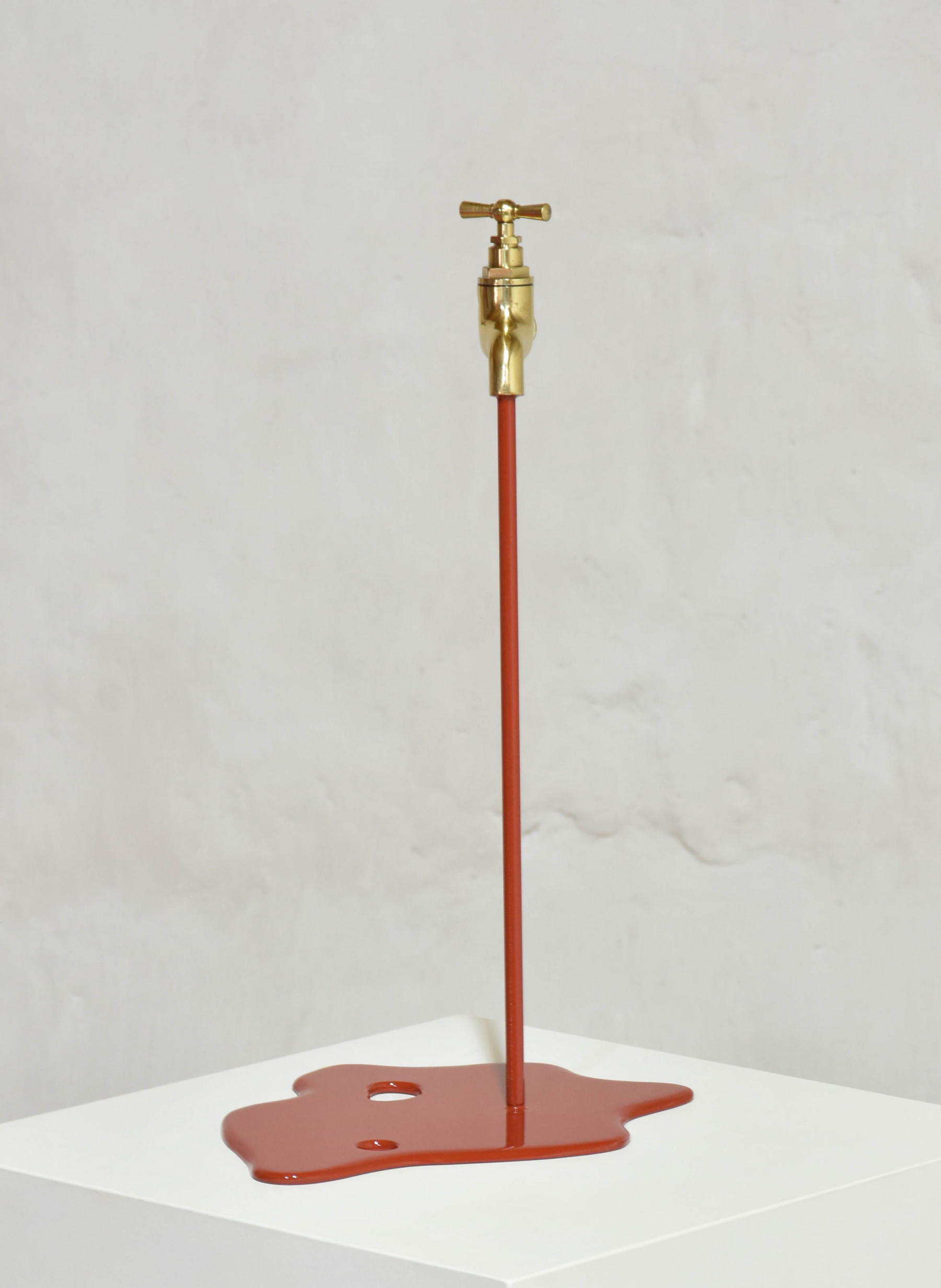 Yannick Bouillault, Le liquide rouge, sculpture - Artalistic online contemporary art buying and selling gallery