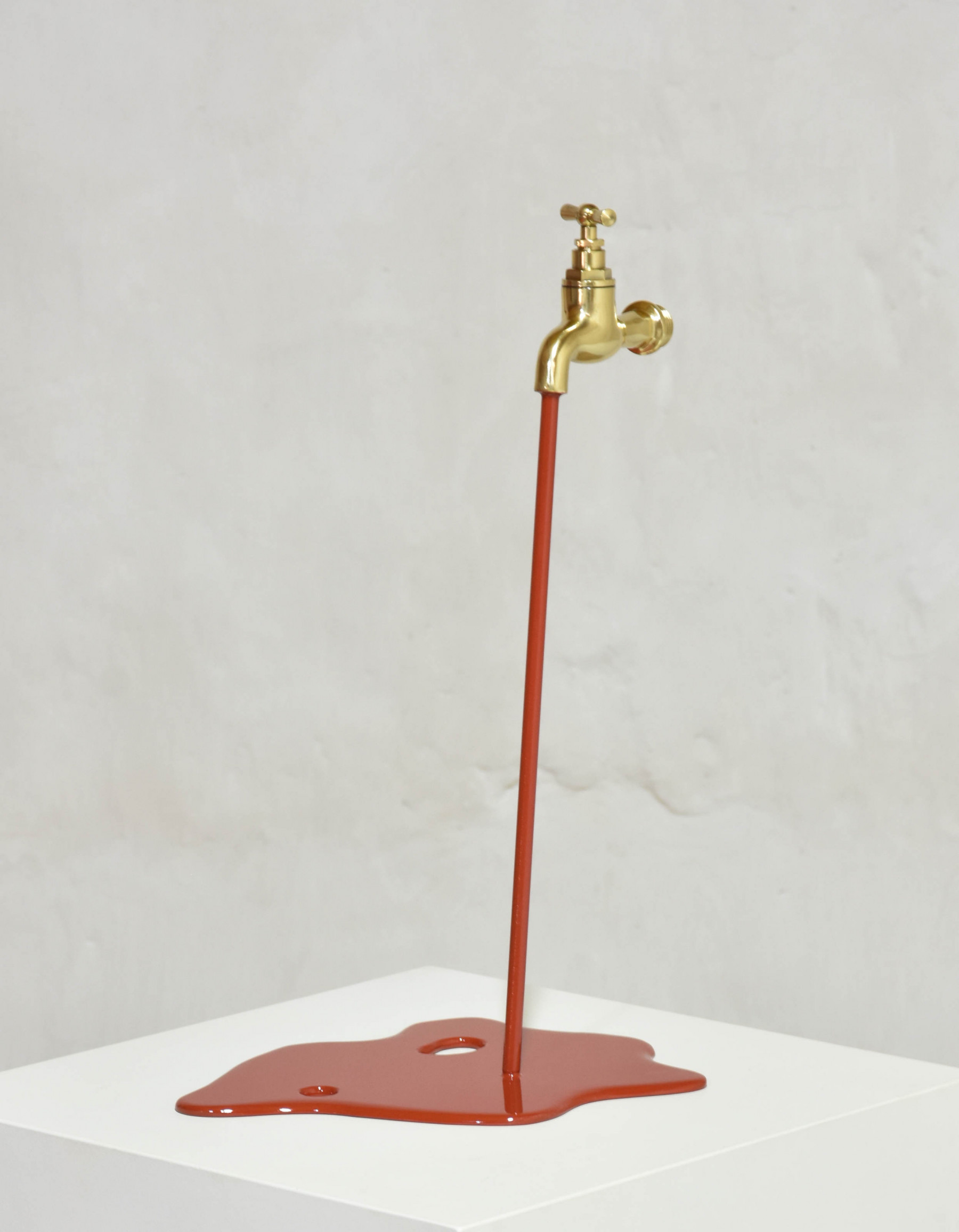 Yannick Bouillault, Le liquide rouge, sculpture - Artalistic online contemporary art buying and selling gallery