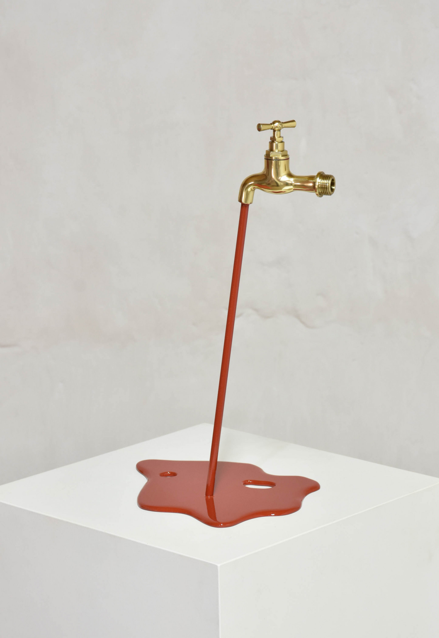 Yannick Bouillault, Le liquide rouge, sculpture - Artalistic online contemporary art buying and selling gallery