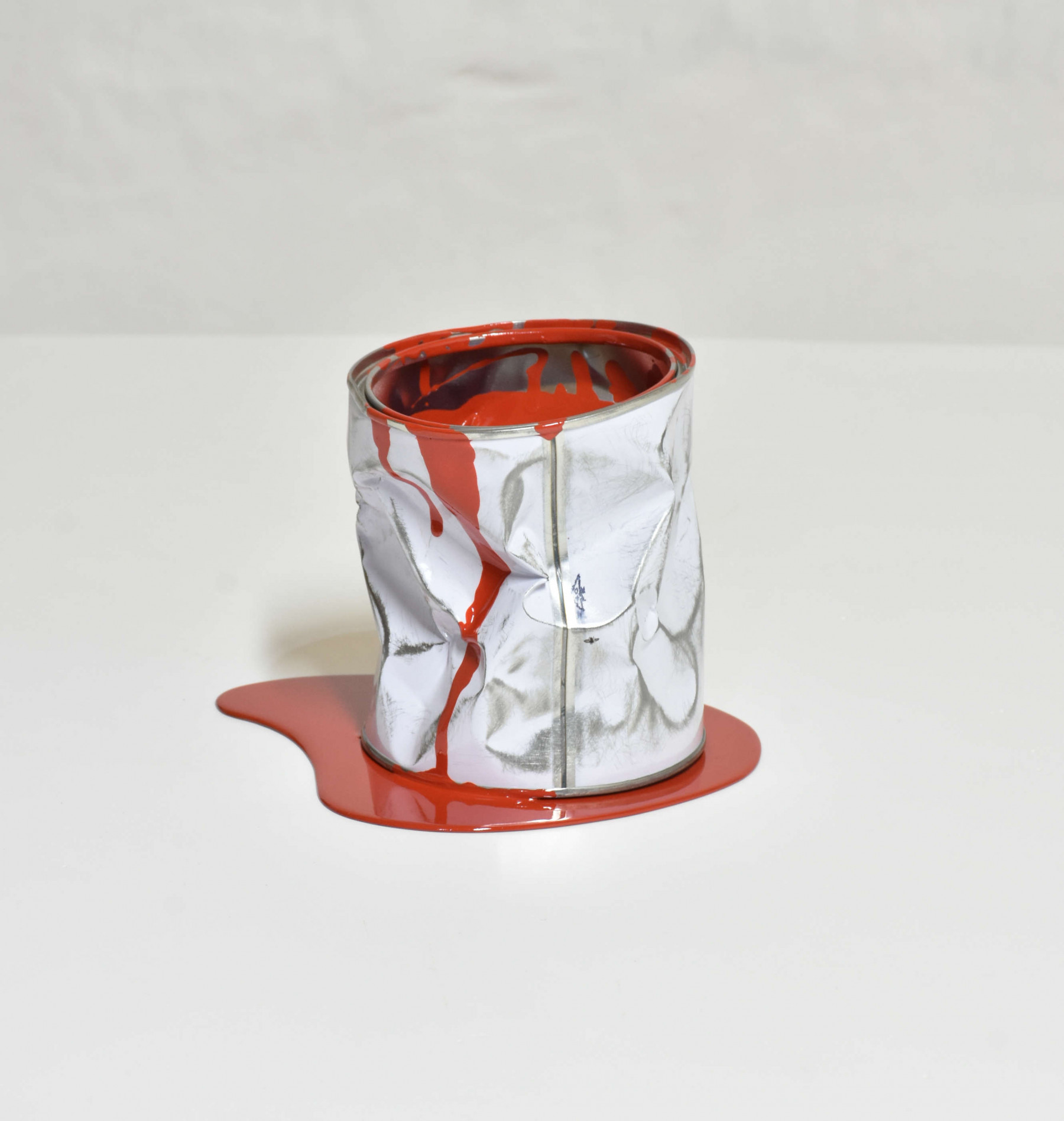 Yannick Bouillault, le vieux pot de peinture rouge, sculpture - Artalistic online contemporary art buying and selling gallery