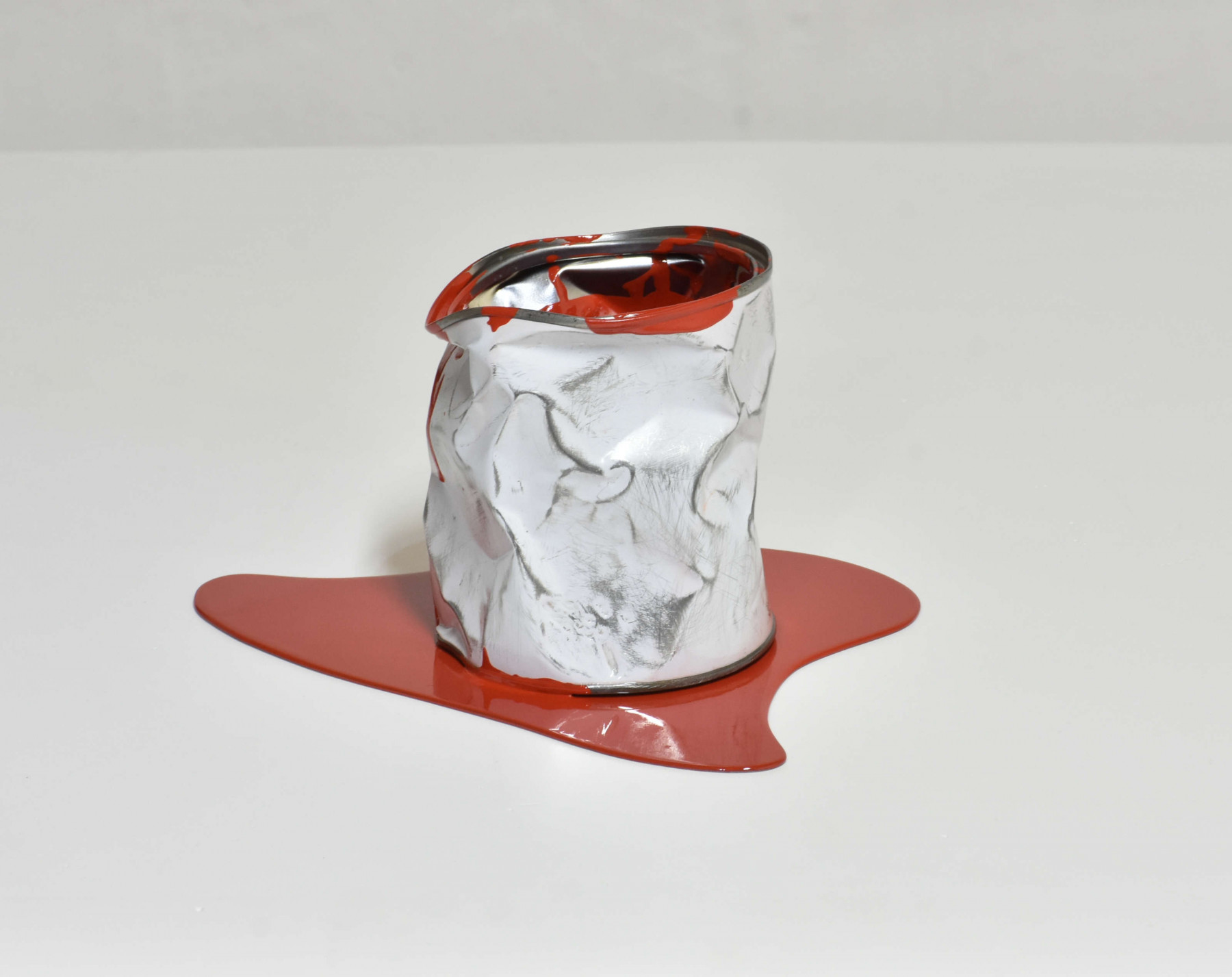 Yannick Bouillault, Le vieux pot de peinture rouge, sculpture - Artalistic online contemporary art buying and selling gallery
