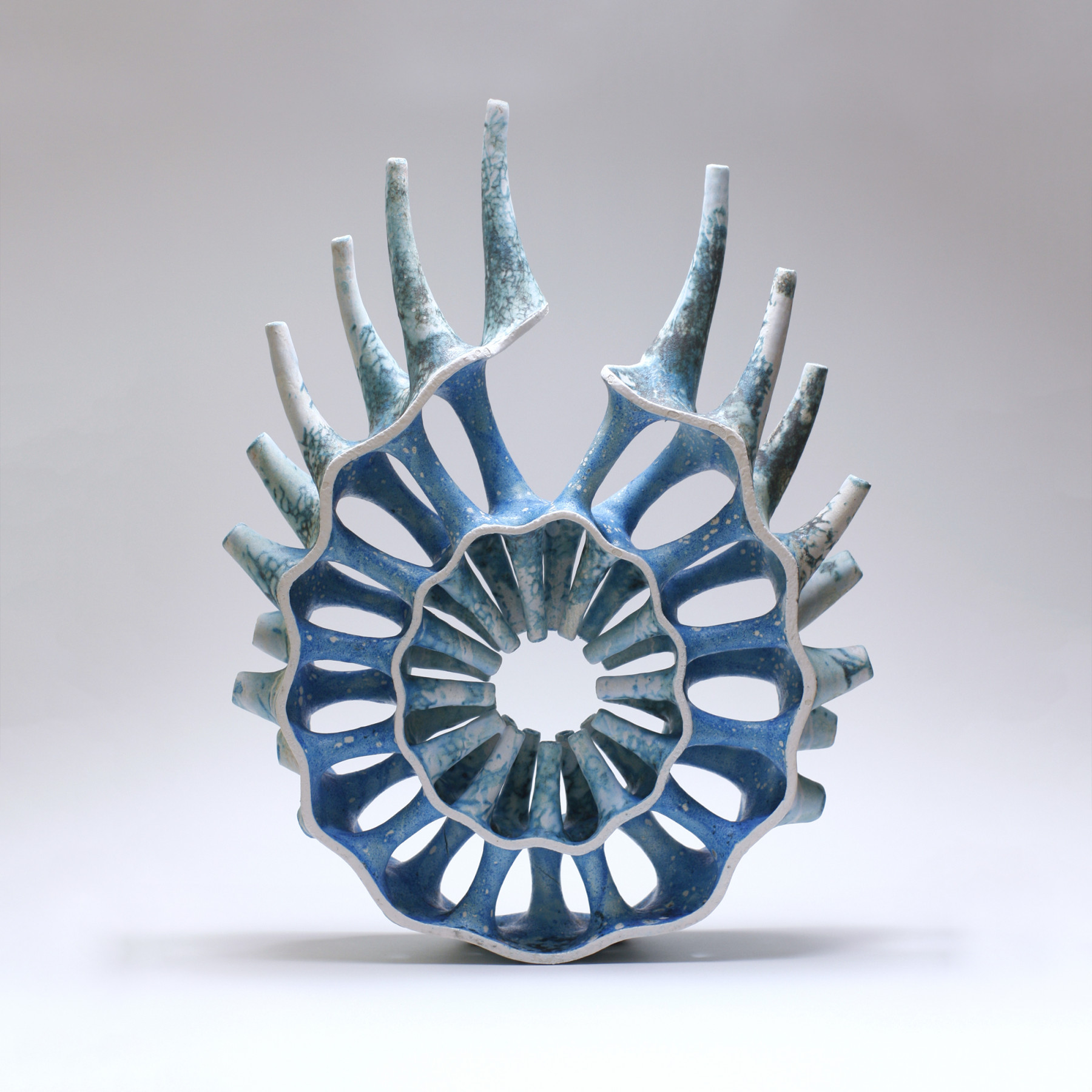 Andrii Kyrychenko, Shell, sculpture - Galerie de vente et d’achat d’art contemporain en ligne Artalistic