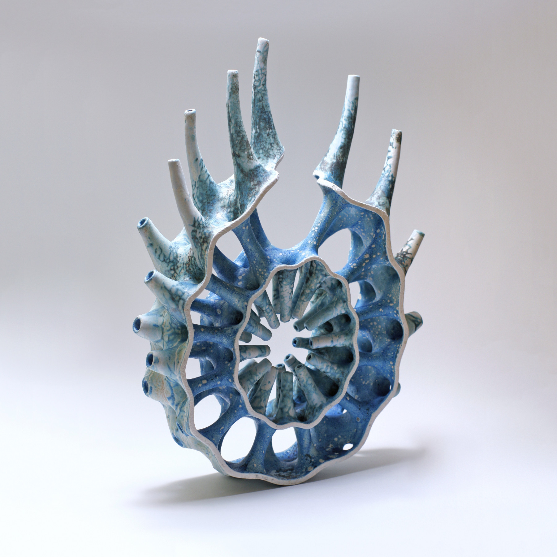Andrii Kyrychenko, Shell, sculpture - Galerie de vente et d’achat d’art contemporain en ligne Artalistic