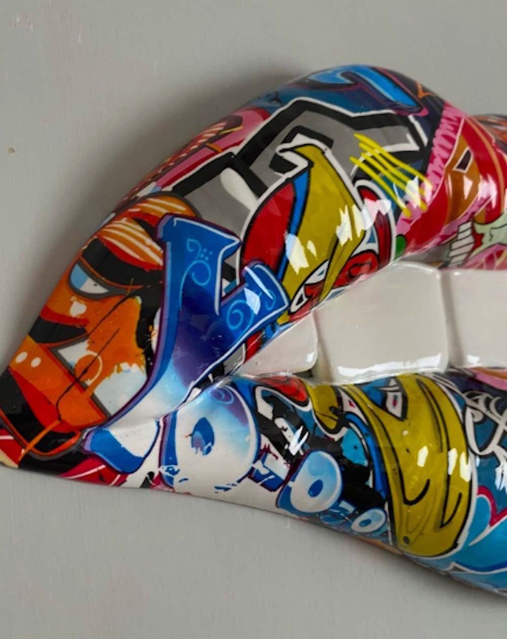 Sagrasse, Mmmh graffiti, sculpture - Artalistic online contemporary art buying and selling gallery