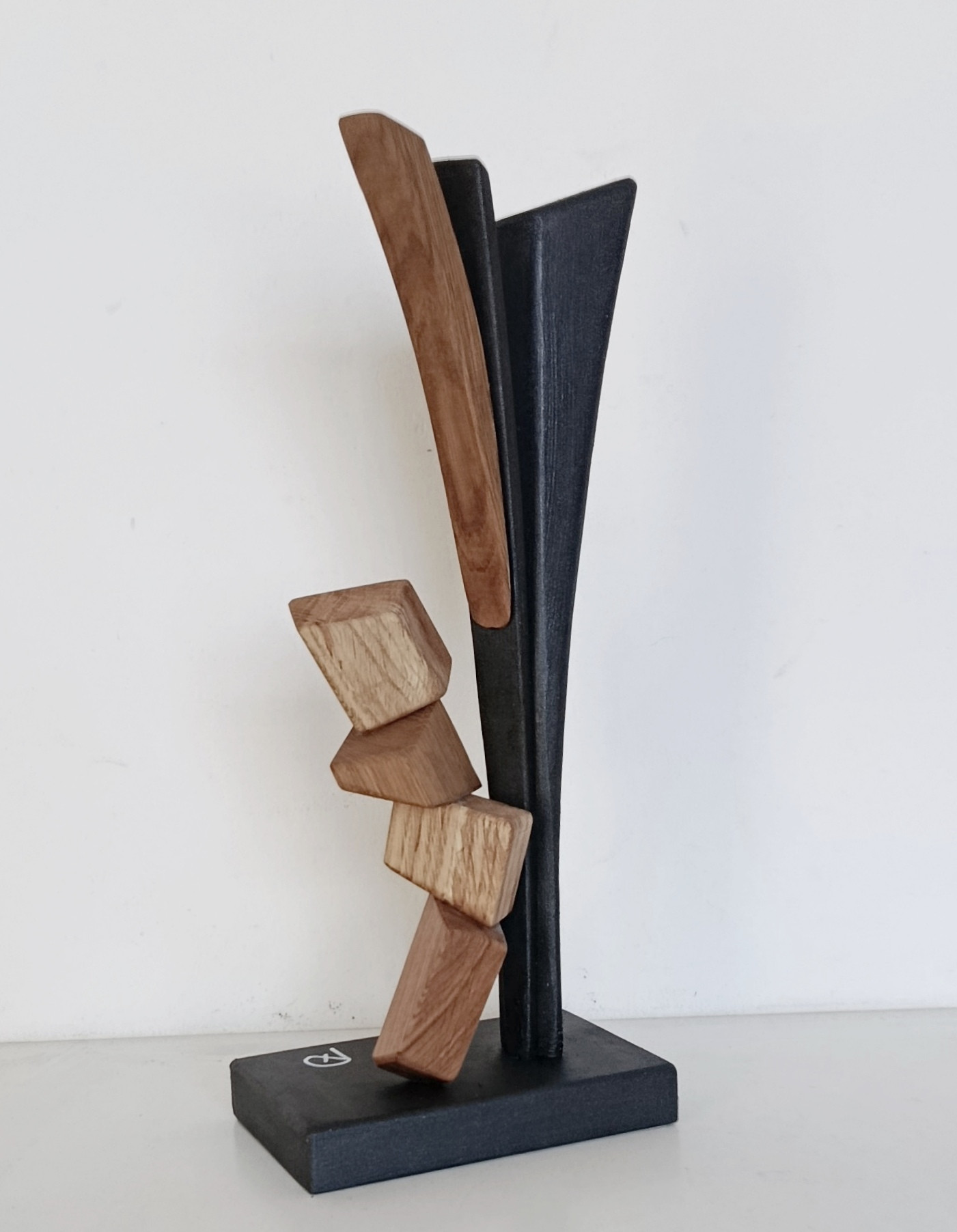 A+D Art, Segmenti in bilico, sculpture - Artalistic online contemporary art buying and selling gallery