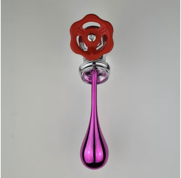 Santicri, Running out, sculpture - Artalistic online contemporary art buying and selling gallery