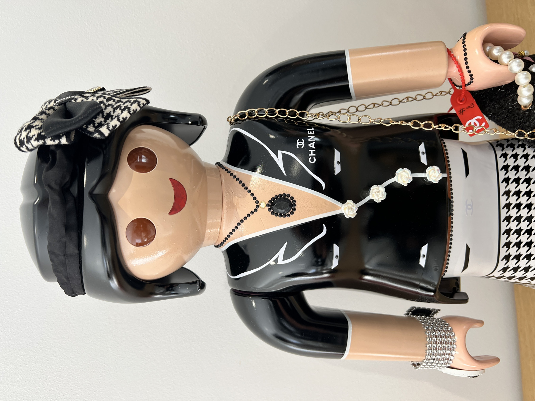 Vanessa Fodera, Playmobil, sculpture - Artalistic online contemporary art buying and selling gallery
