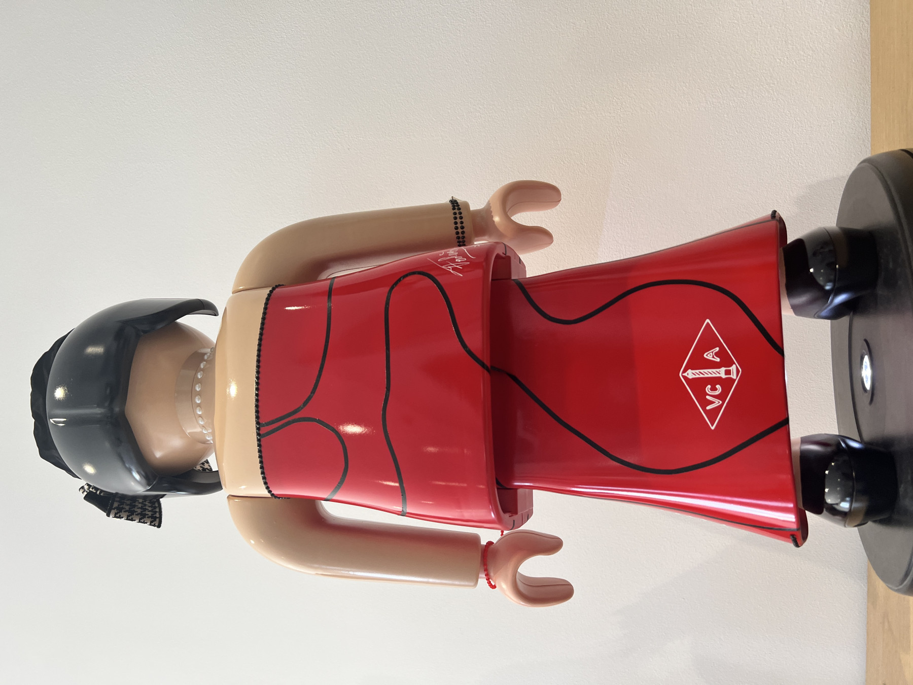 Vanessa Fodera, Playmobil, sculpture - Artalistic online contemporary art buying and selling gallery