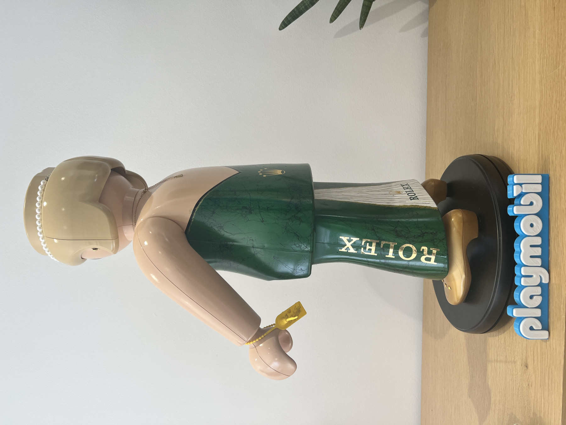 Vanessa Fodera, Playmobil, sculpture - Artalistic online contemporary art buying and selling gallery