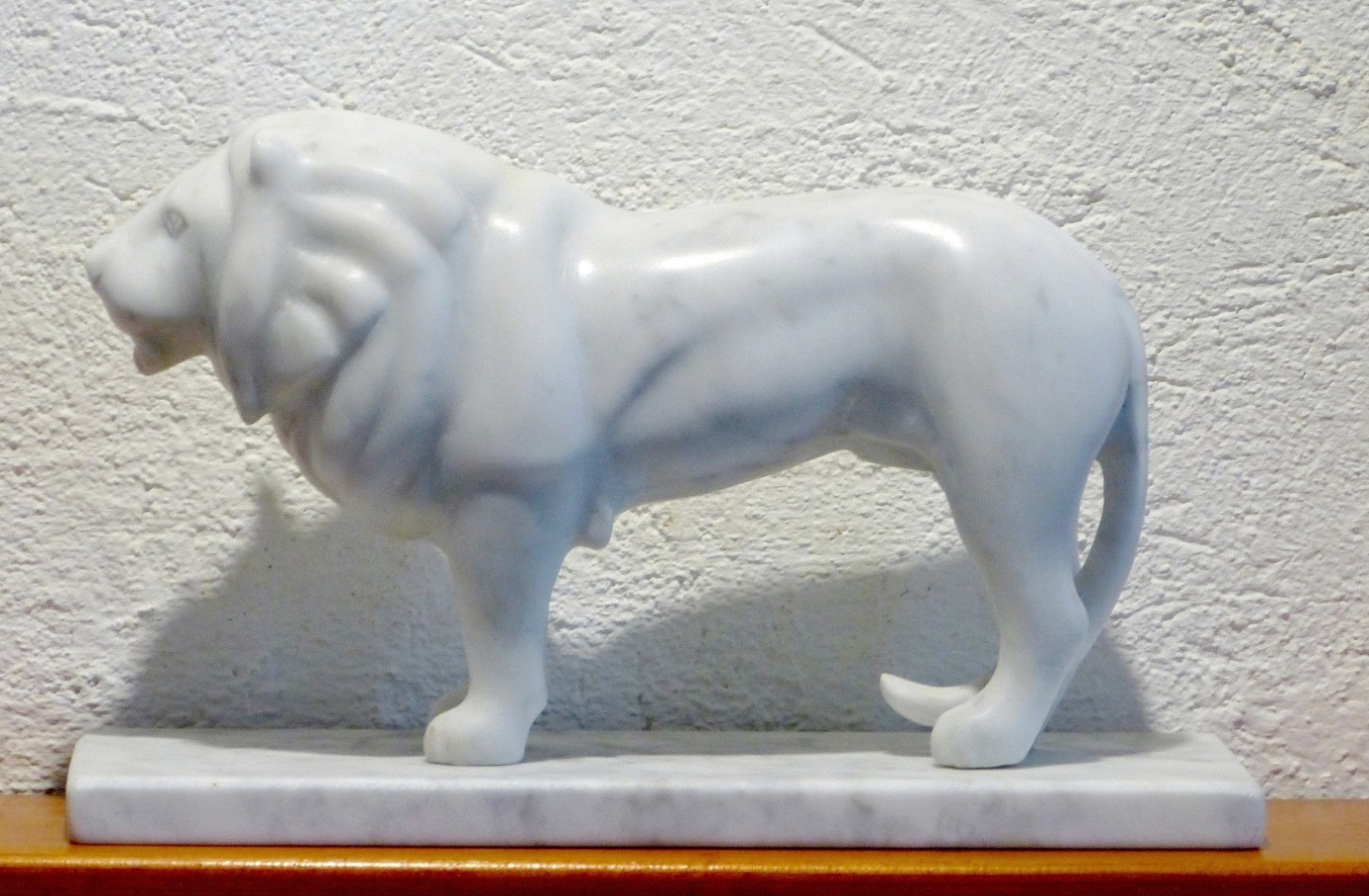 Jean-Michel Garino, Lion, Sculpture - Artalistic online contemporary art buying and selling gallery