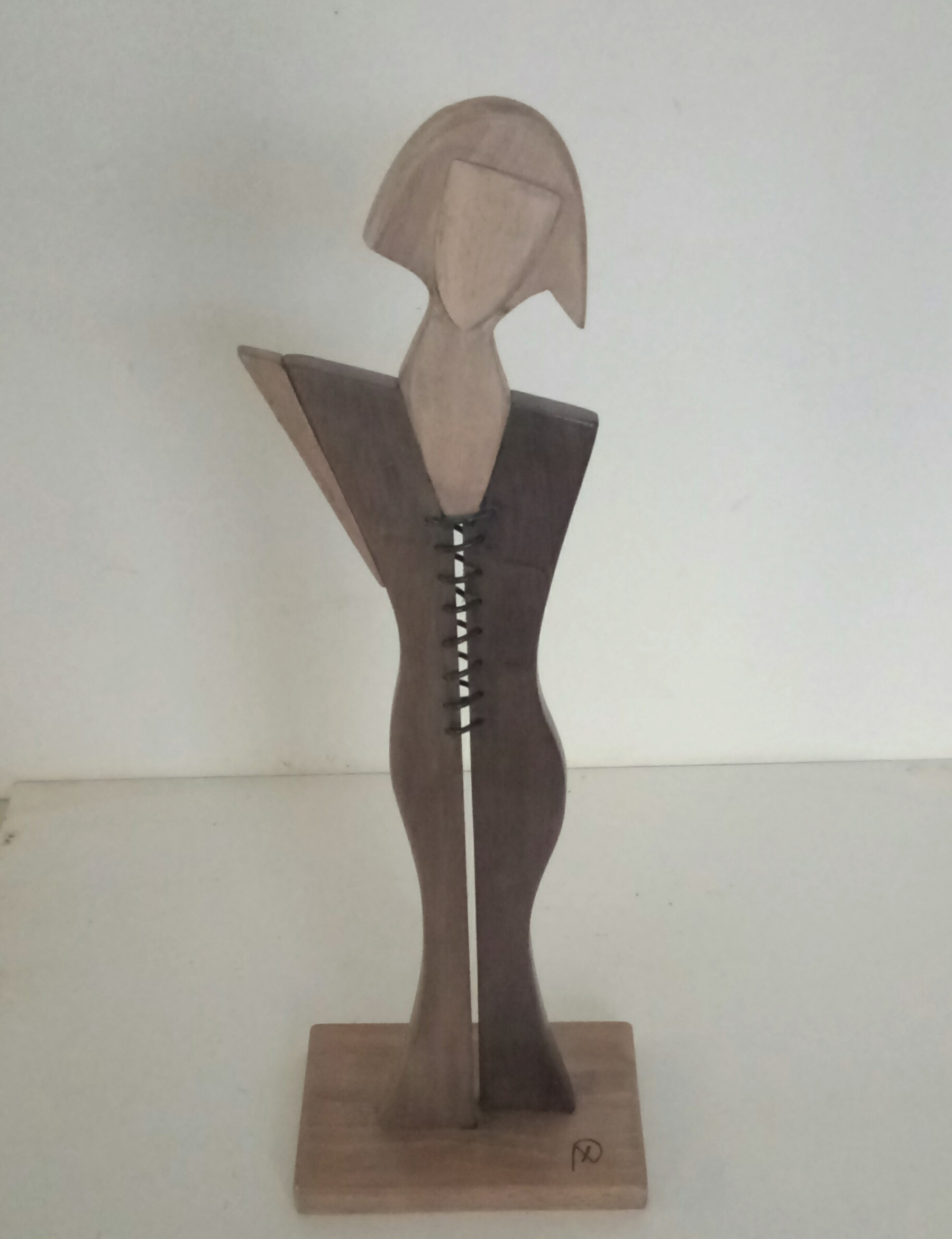 A+D Art, Lady, sculpture - Artalistic online contemporary art buying and selling gallery