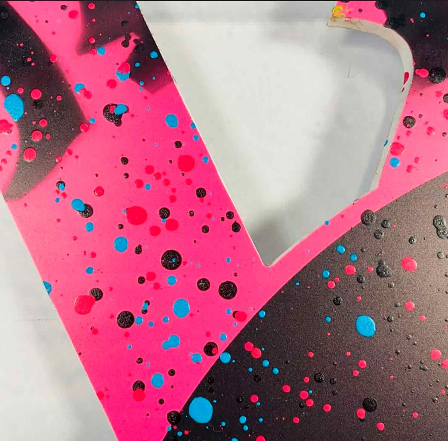Aiiroh, Love LV, painting - Artalistic online contemporary art buying and selling gallery