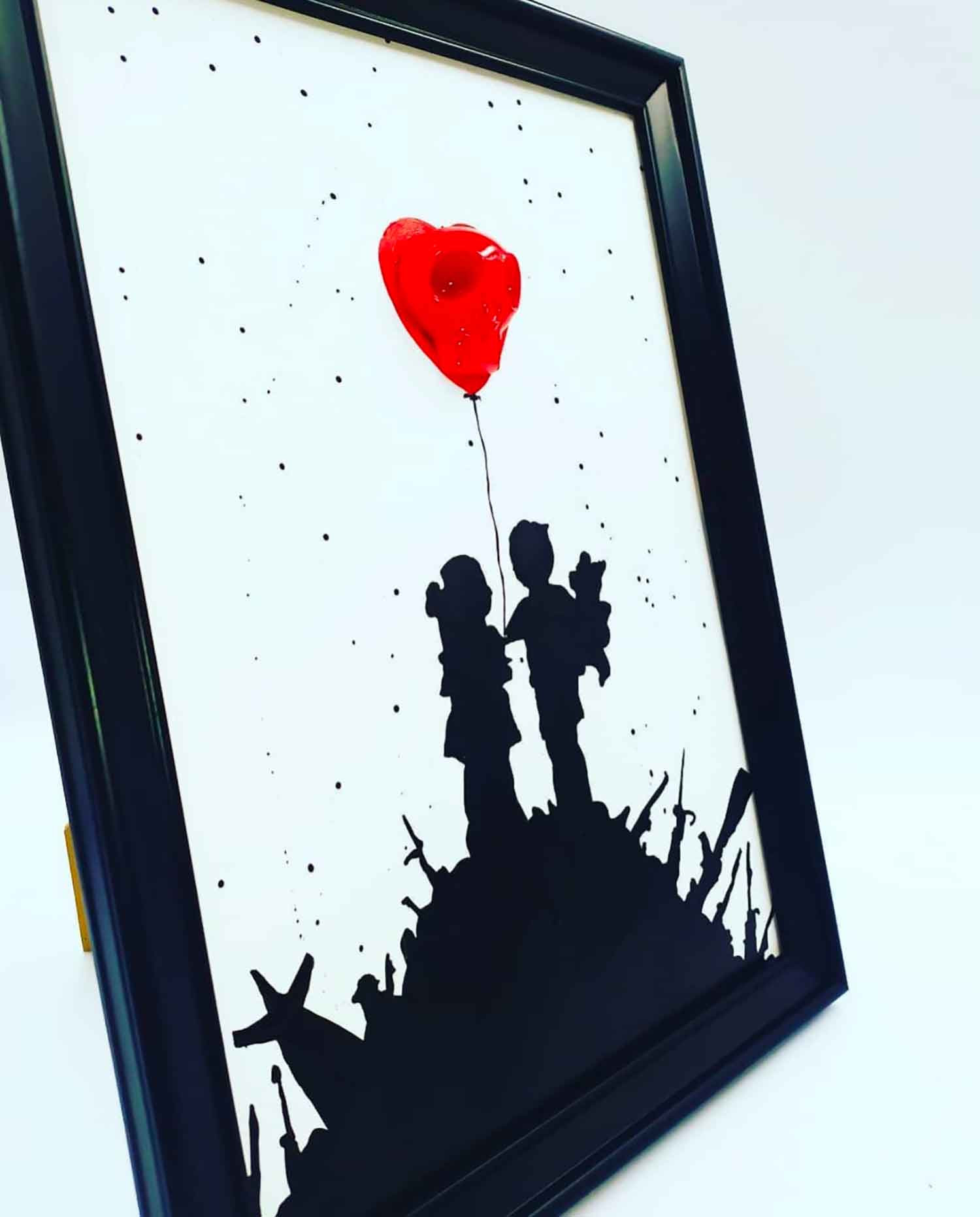 VL, Banksy skull, painting - Artalistic online contemporary art buying and selling gallery