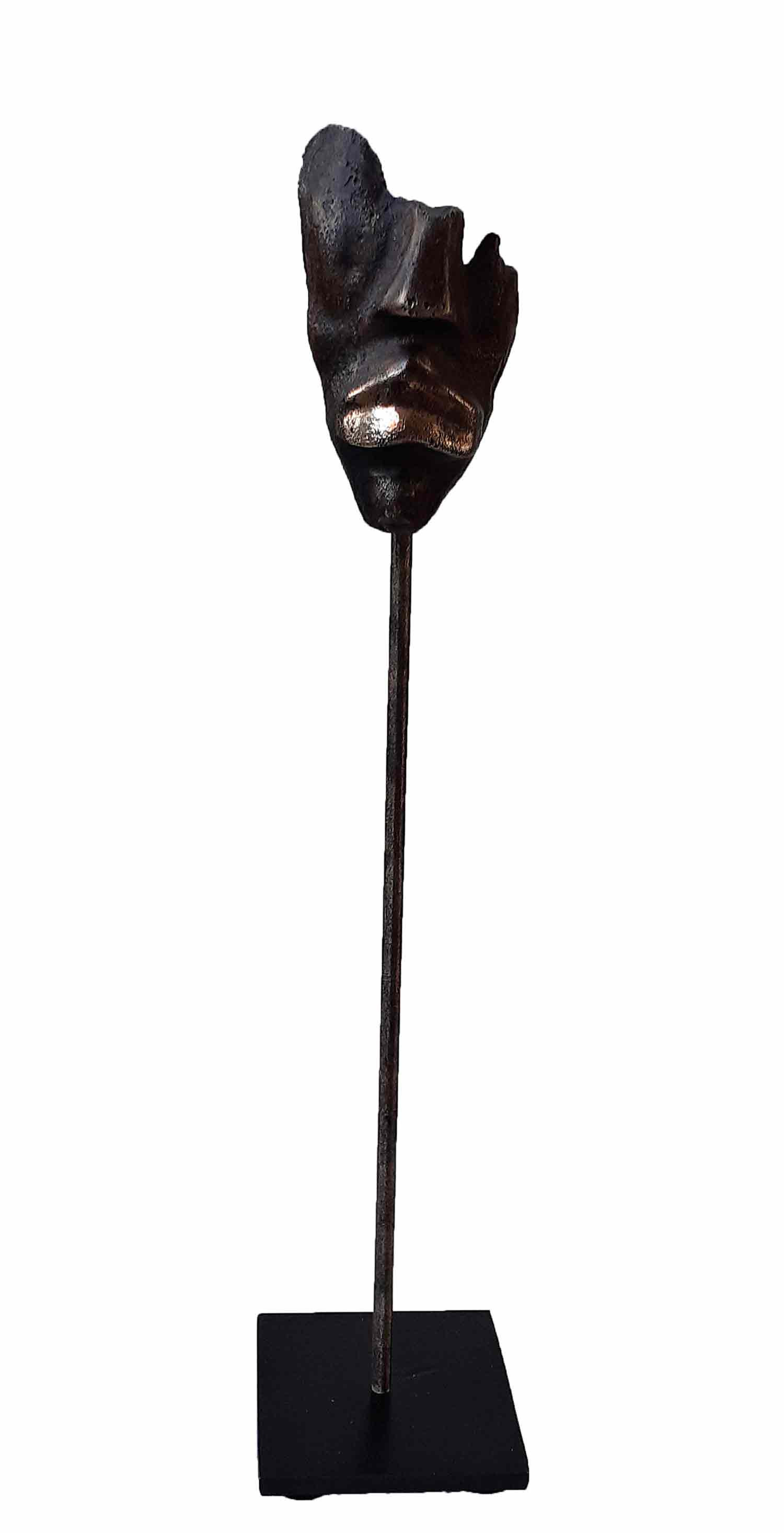 Les Hélènes, Esmeralda, sculpture - Artalistic online contemporary art buying and selling gallery