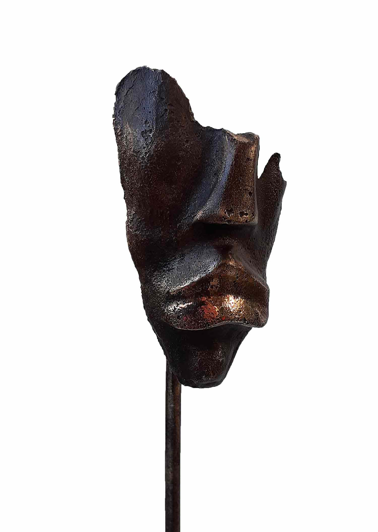 Les Hélènes, Esmeralda, sculpture - Artalistic online contemporary art buying and selling gallery