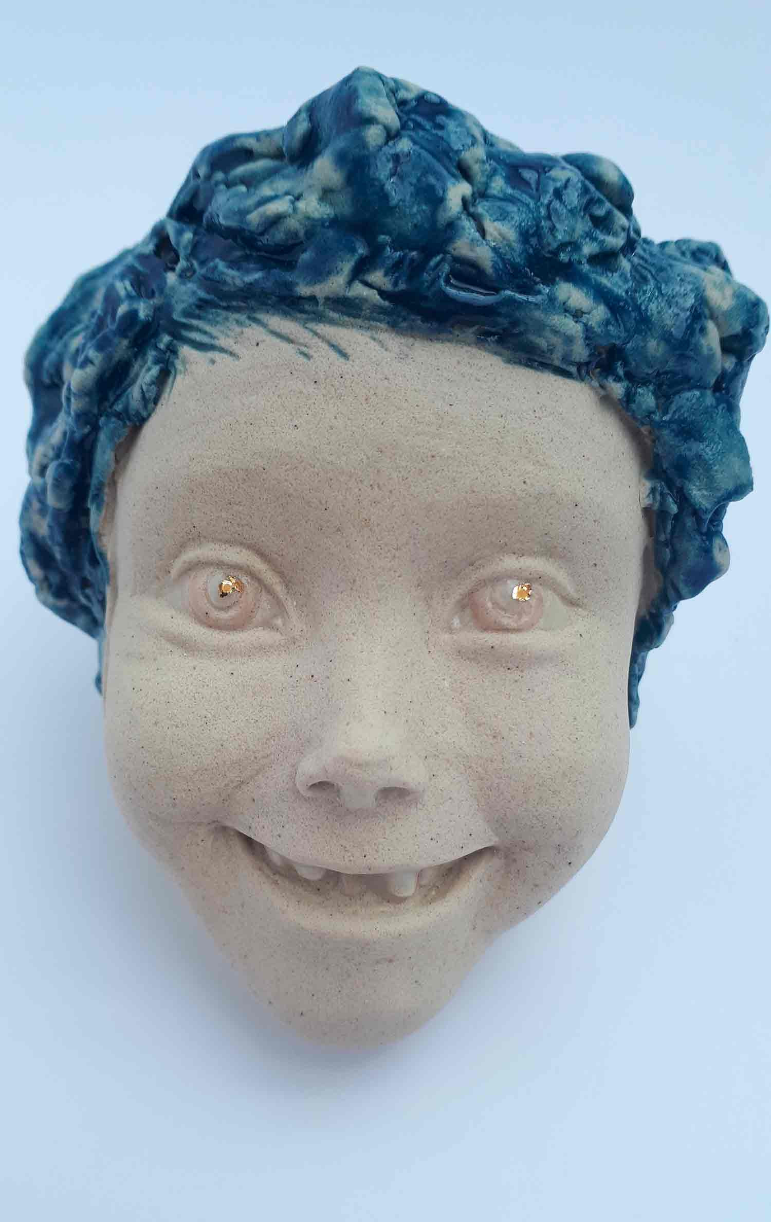 Louise de Gastines, enfant aux cheveux bleus, sculpture - Artalistic online contemporary art buying and selling gallery