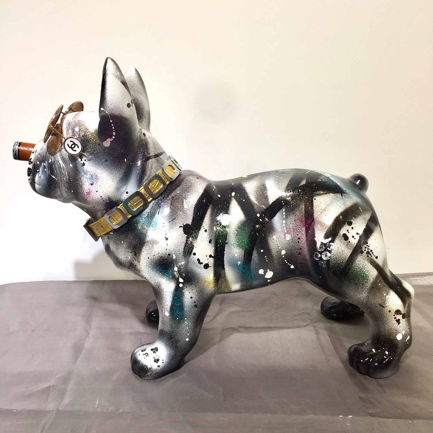 Patrick Cornée, My french Bulldog is a star, sculpture - Artalistic online contemporary art buying and selling gallery