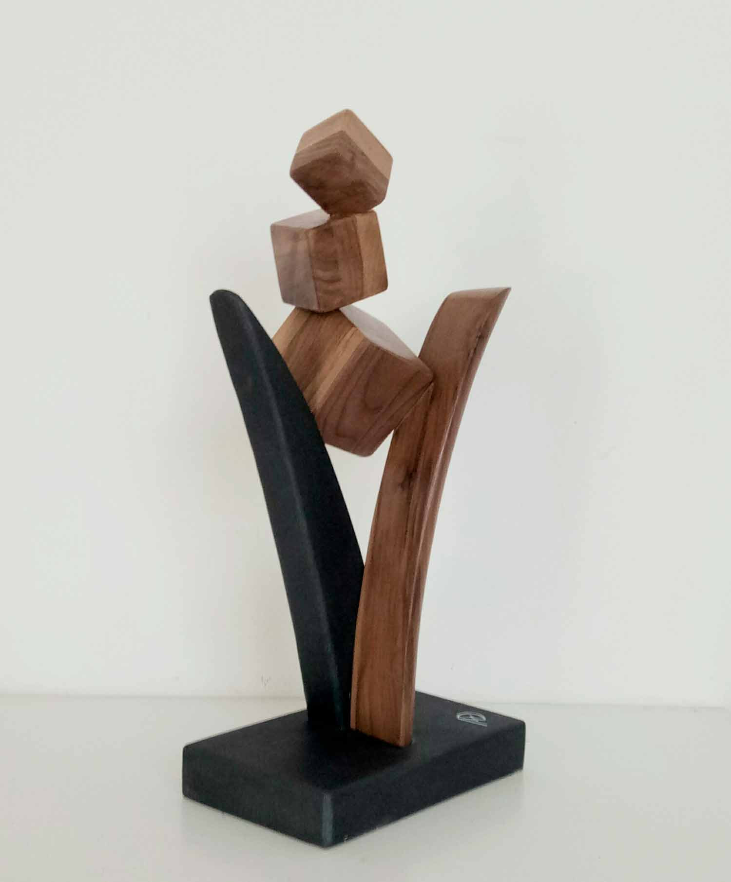 A+D Art, Cascata di cubi, sculpture - Artalistic online contemporary art buying and selling gallery