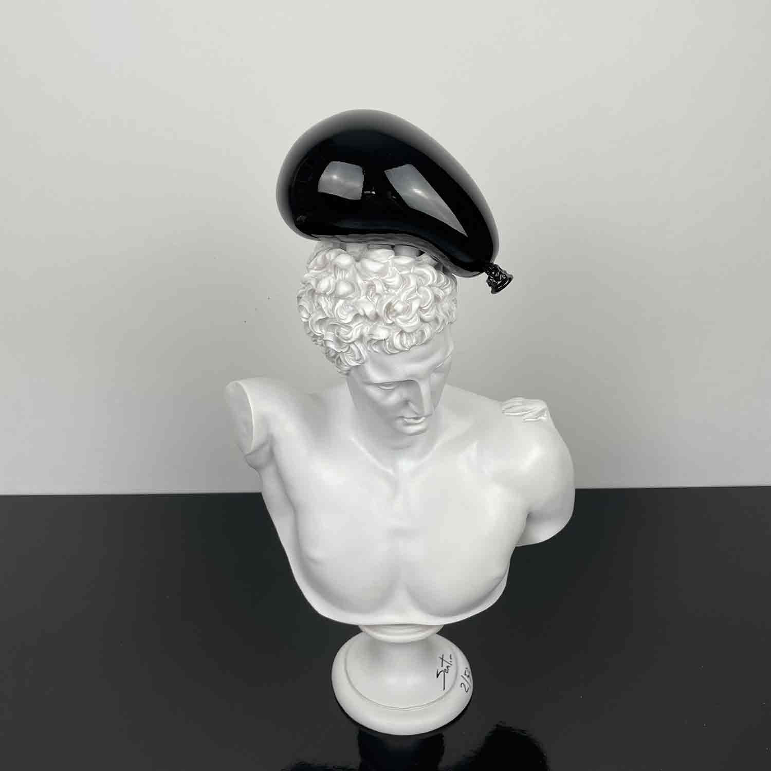 Santicri, Hermes splat, sculpture - Artalistic online contemporary art buying and selling gallery
