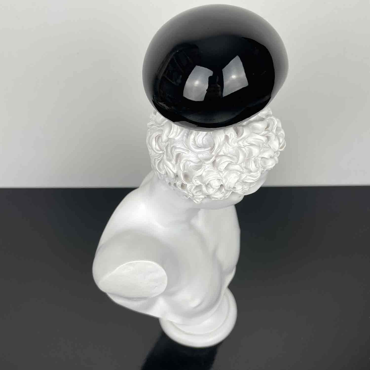 Santicri, Hermes splat, sculpture - Artalistic online contemporary art buying and selling gallery