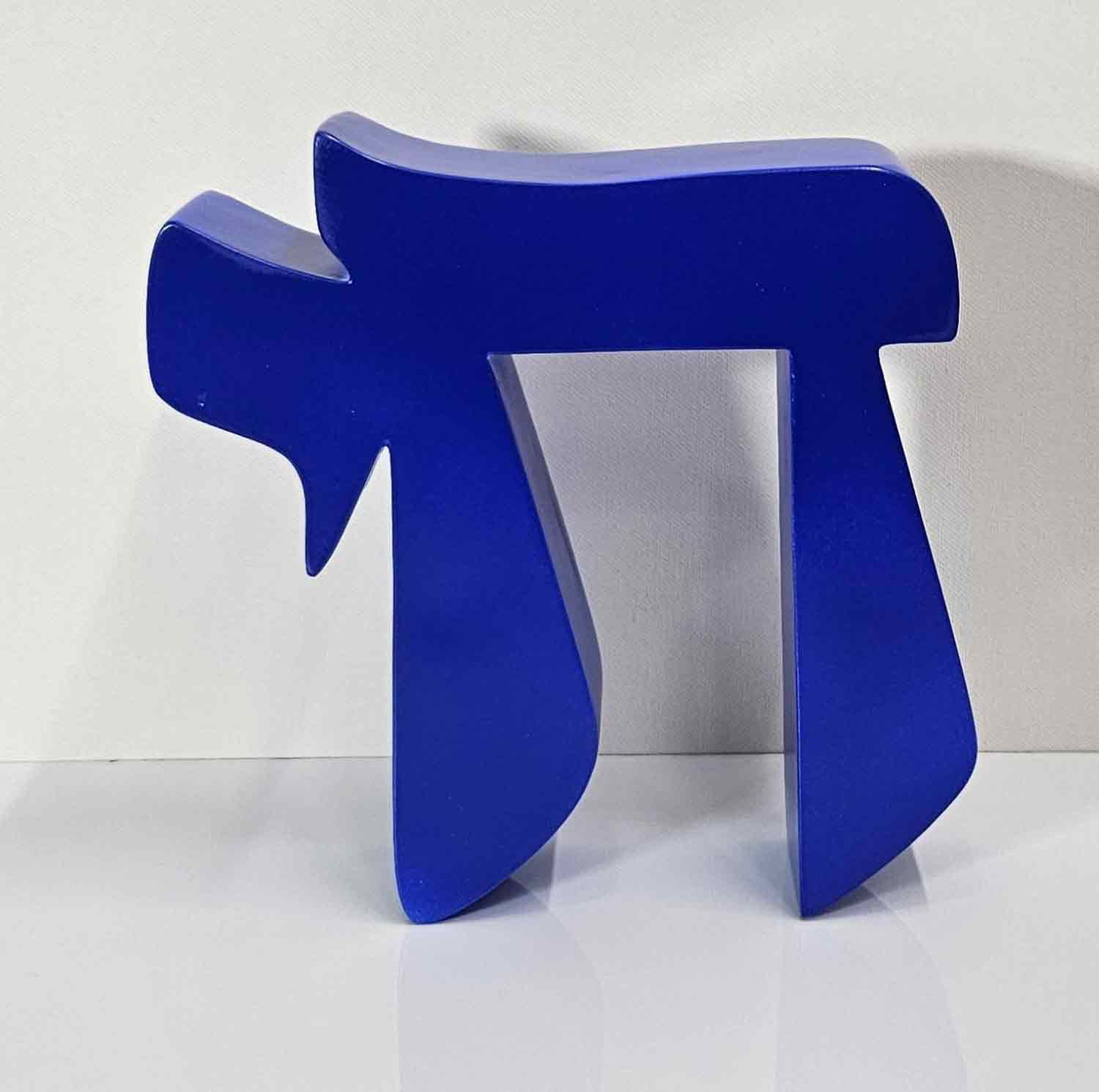 Shelby, Hay, sculpture - Artalistic online contemporary art buying and selling gallery