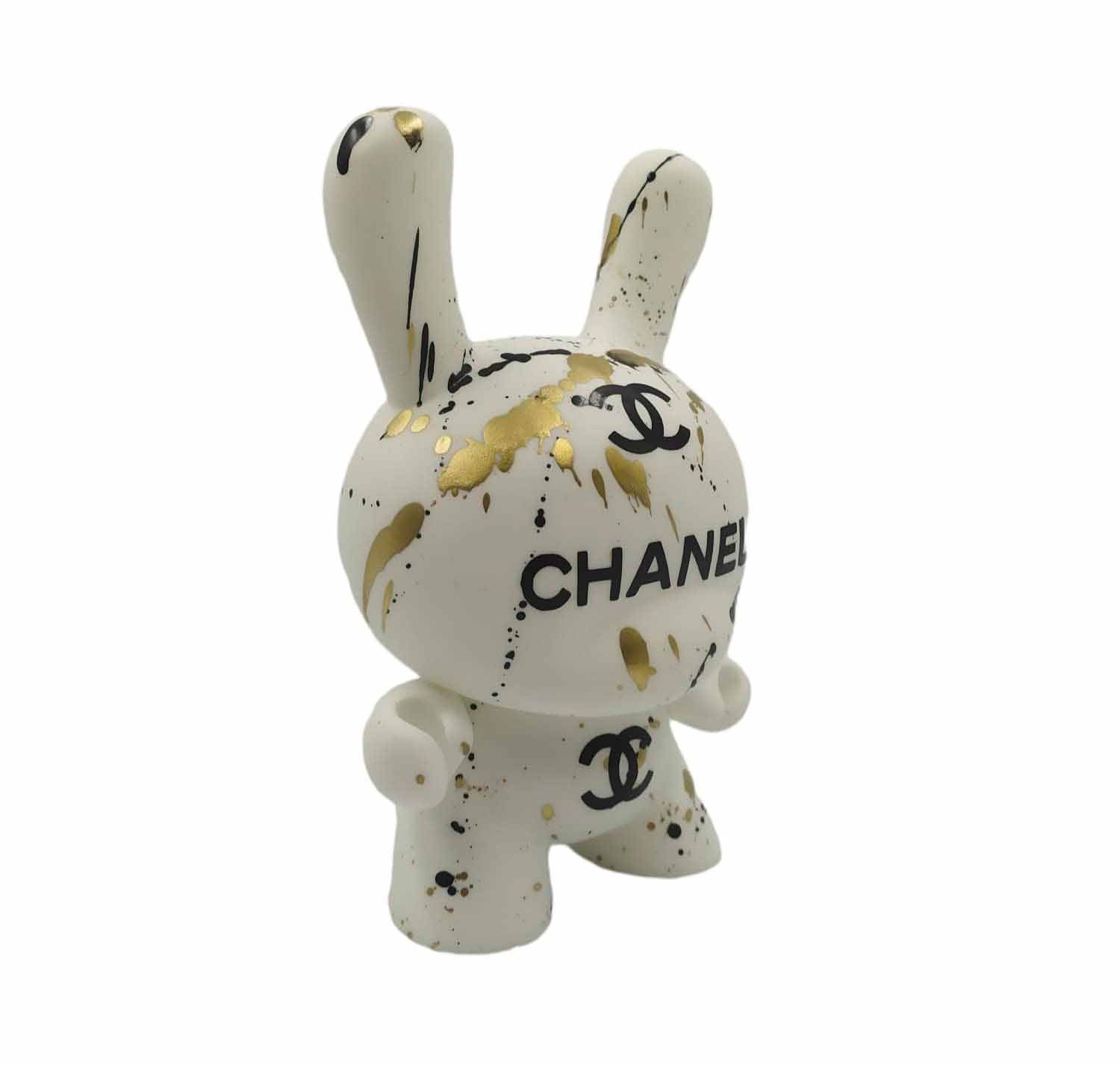 Contemporary Art - Resin sculpture - Bearbrick Chanel black - Vili