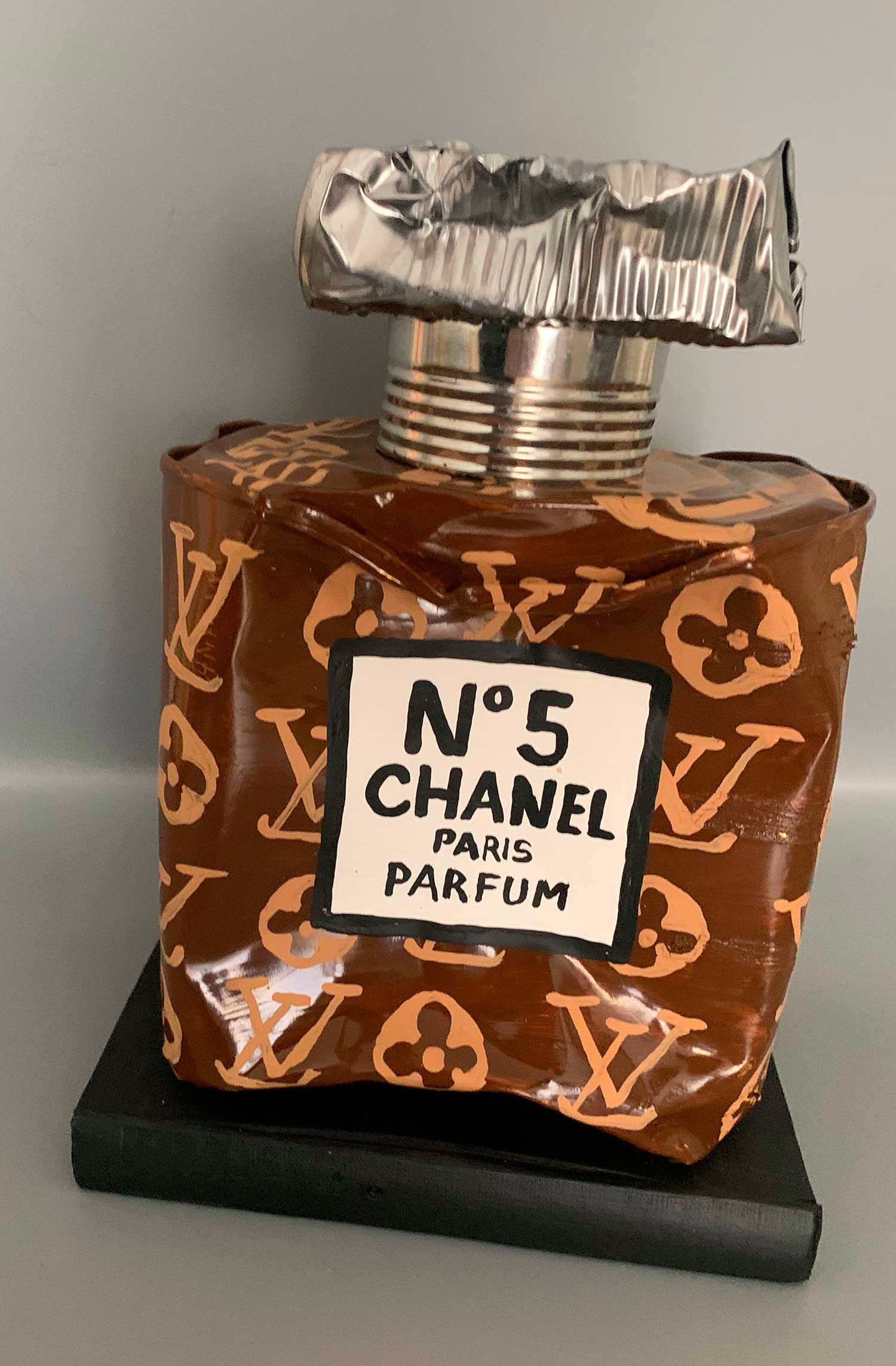 All fucked up Chanel N.5 with box - Norman Gekko - Objects, Steel