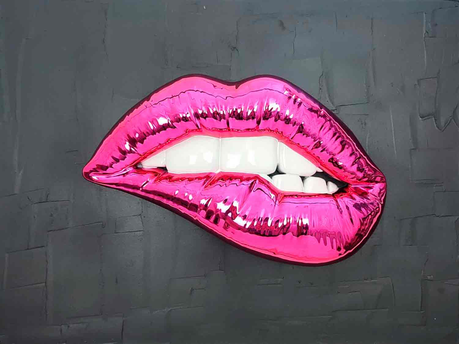 Sagrasse, wall lips, sculpture - Artalistic online contemporary art buying and selling gallery
