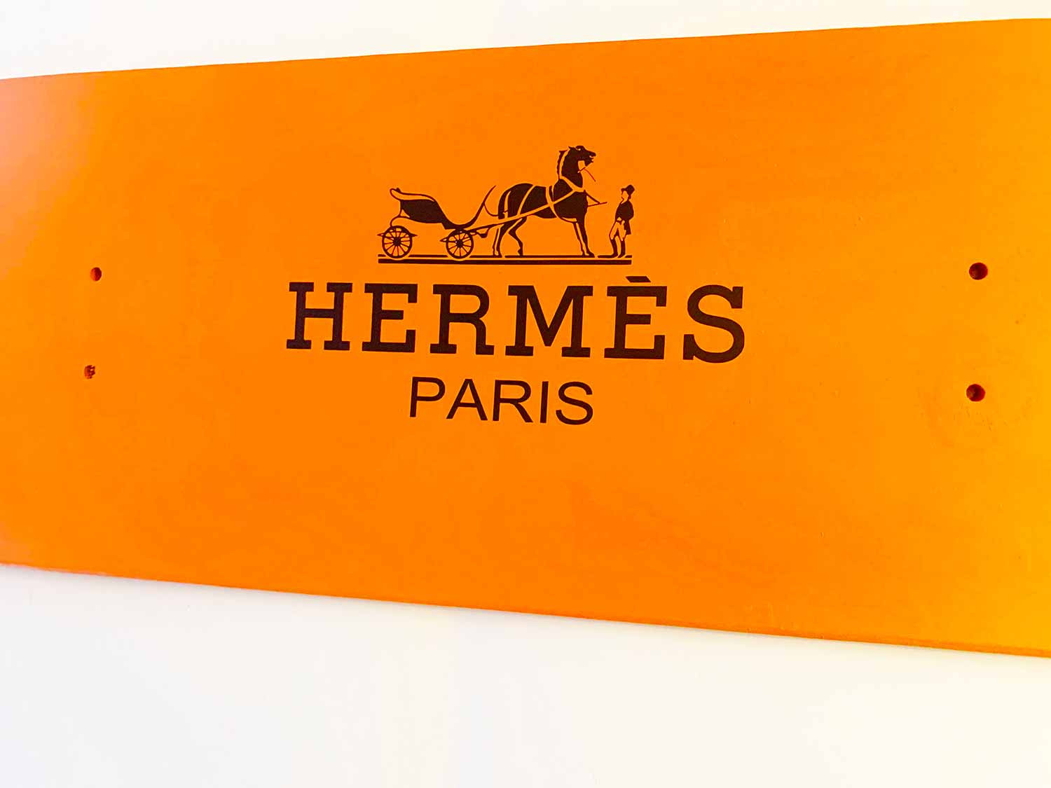 Andrea Van Der Hoeven, Skate Hermès, sculpture - Artalistic online contemporary art buying and selling gallery