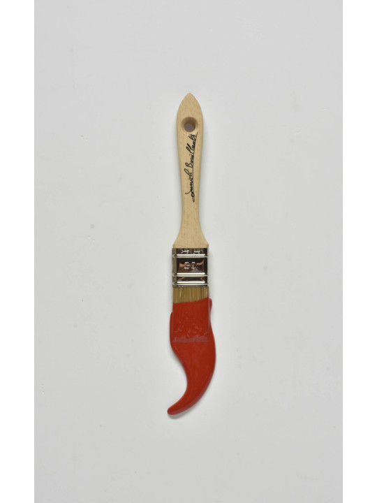 La brosse plate rouge