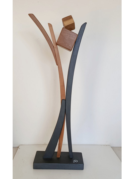 Forme con cubi di noce