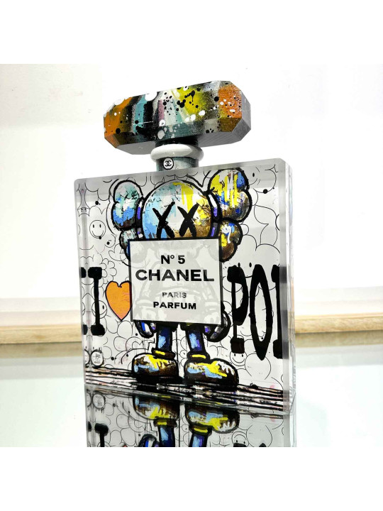 Chanel n°5, kaws, I love pop art