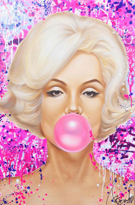 Marilyn Monroe Pink BubbleGum