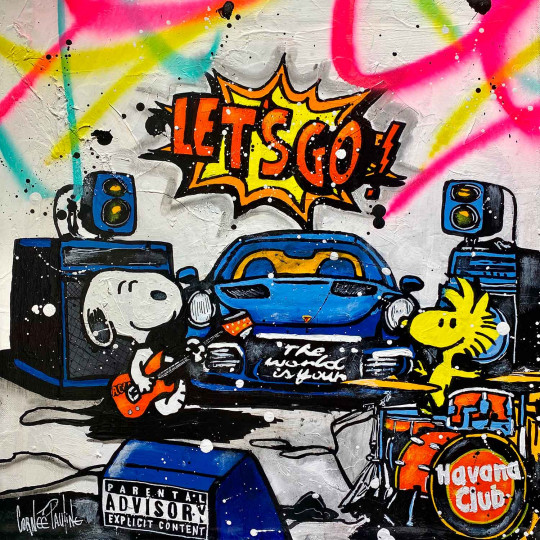 Snoopy and woodstock in rock and roll mode