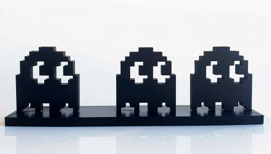 Pacman fantoms invader