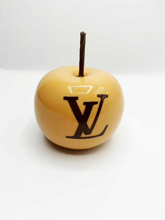 Apple LV