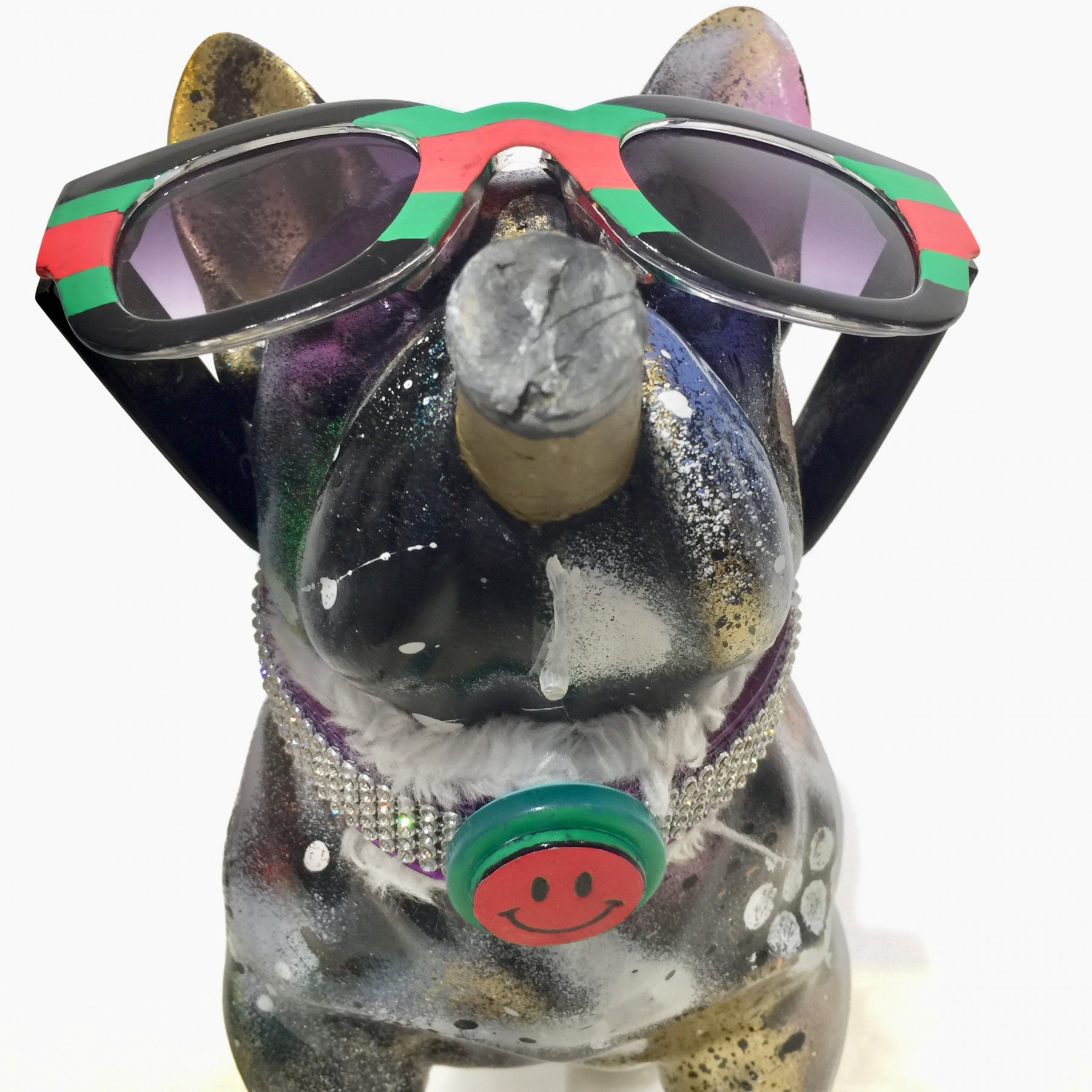 Patrick Cornée, My French Bulldog is happy, sculpture - Galerie de vente et d’achat d’art contemporain en ligne Artalistic